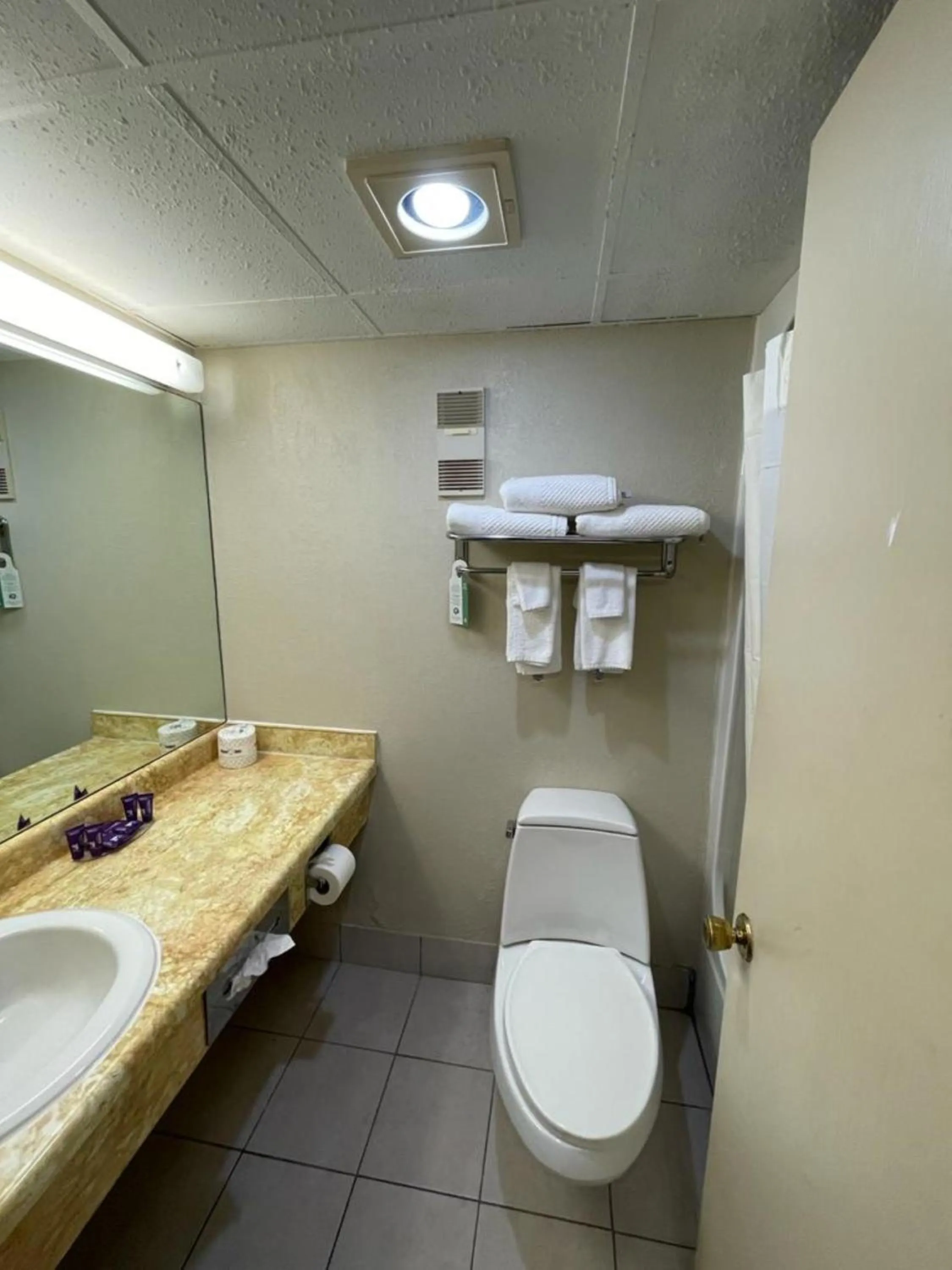 Knights Inn & Suites Emporia