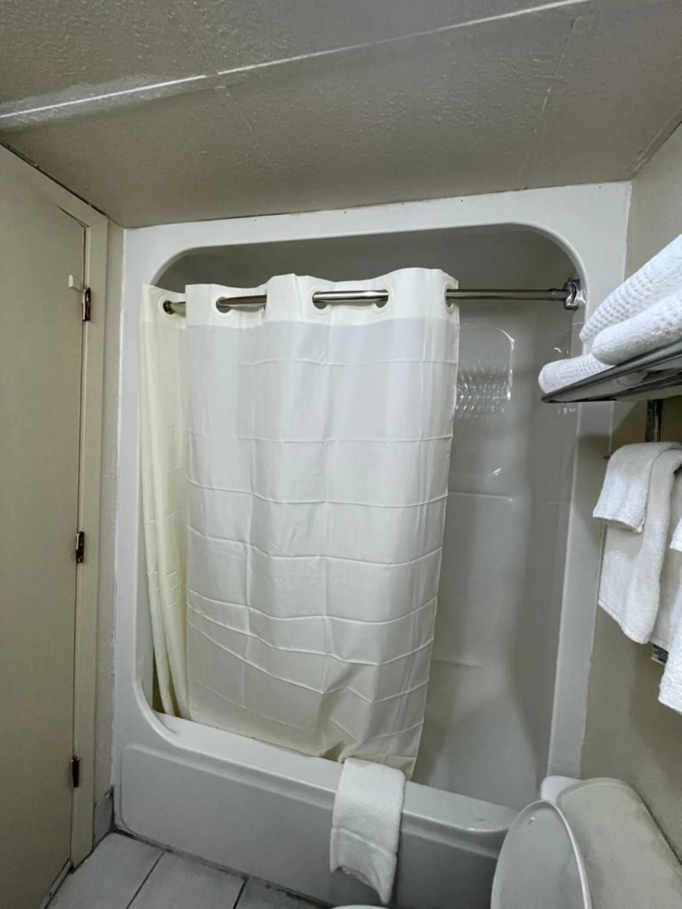 Knights Inn & Suites Emporia