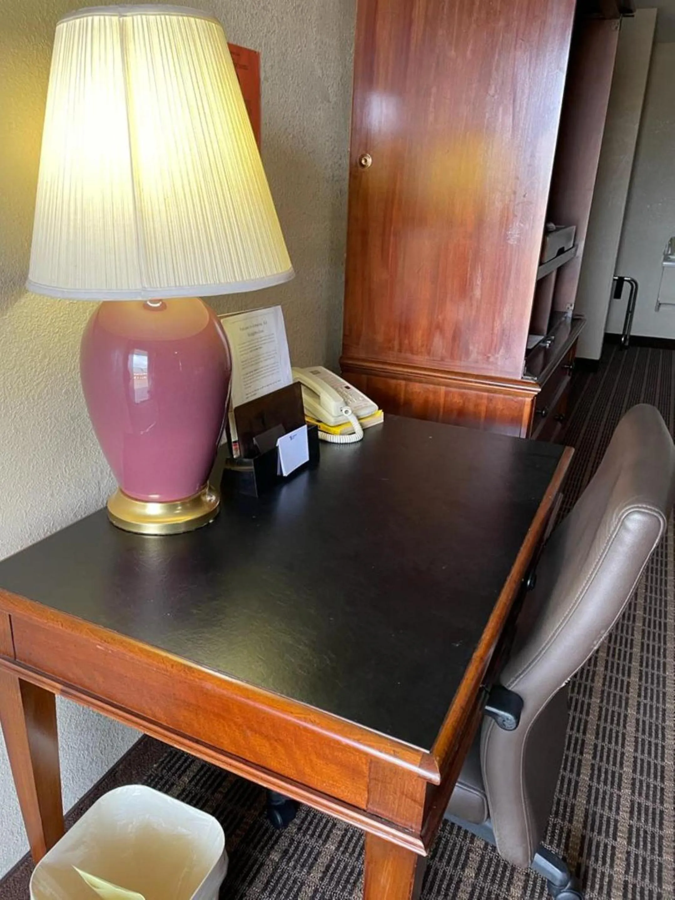 Knights Inn & Suites Emporia