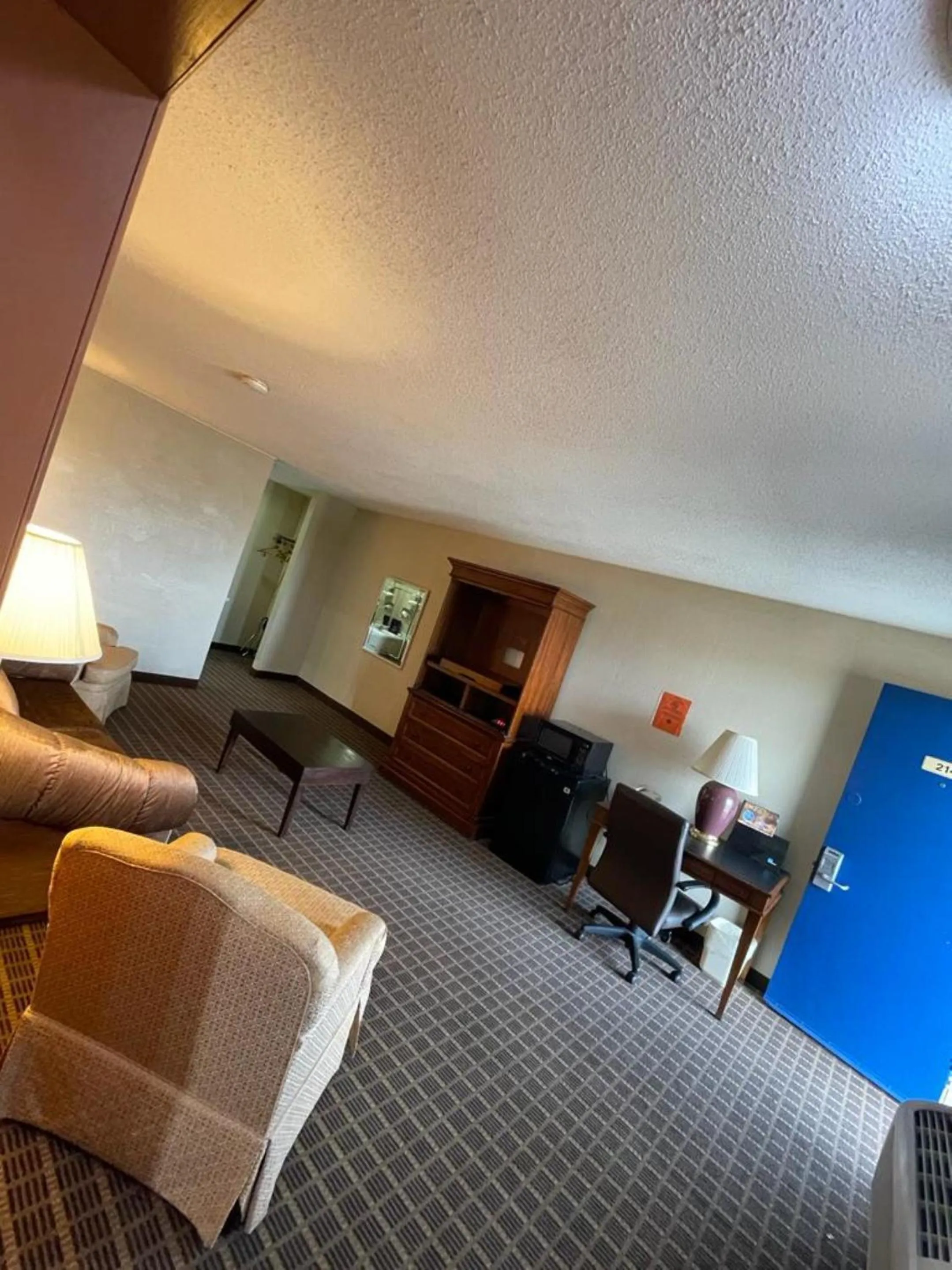 Knights Inn & Suites Emporia