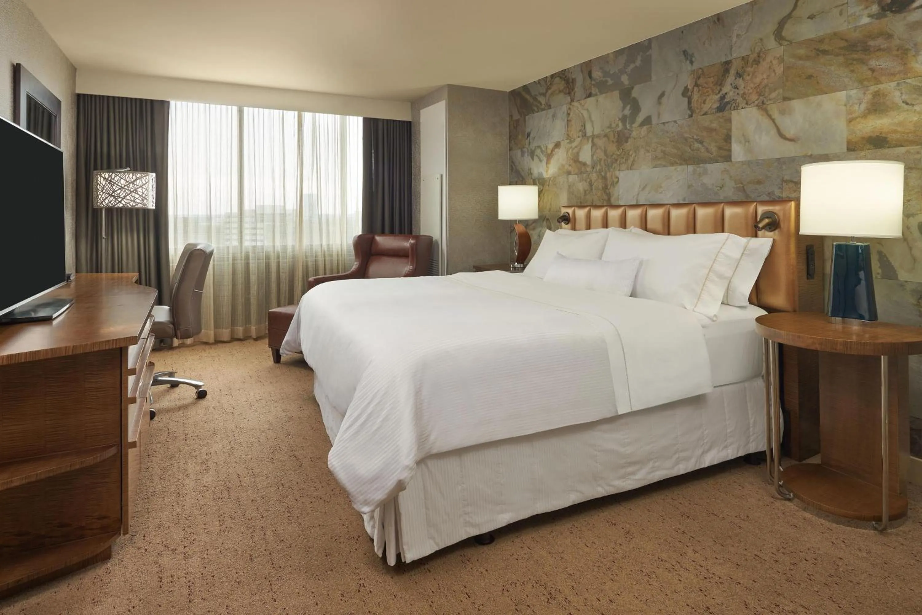 Bedroom, Bed in The Westin Tysons Corner