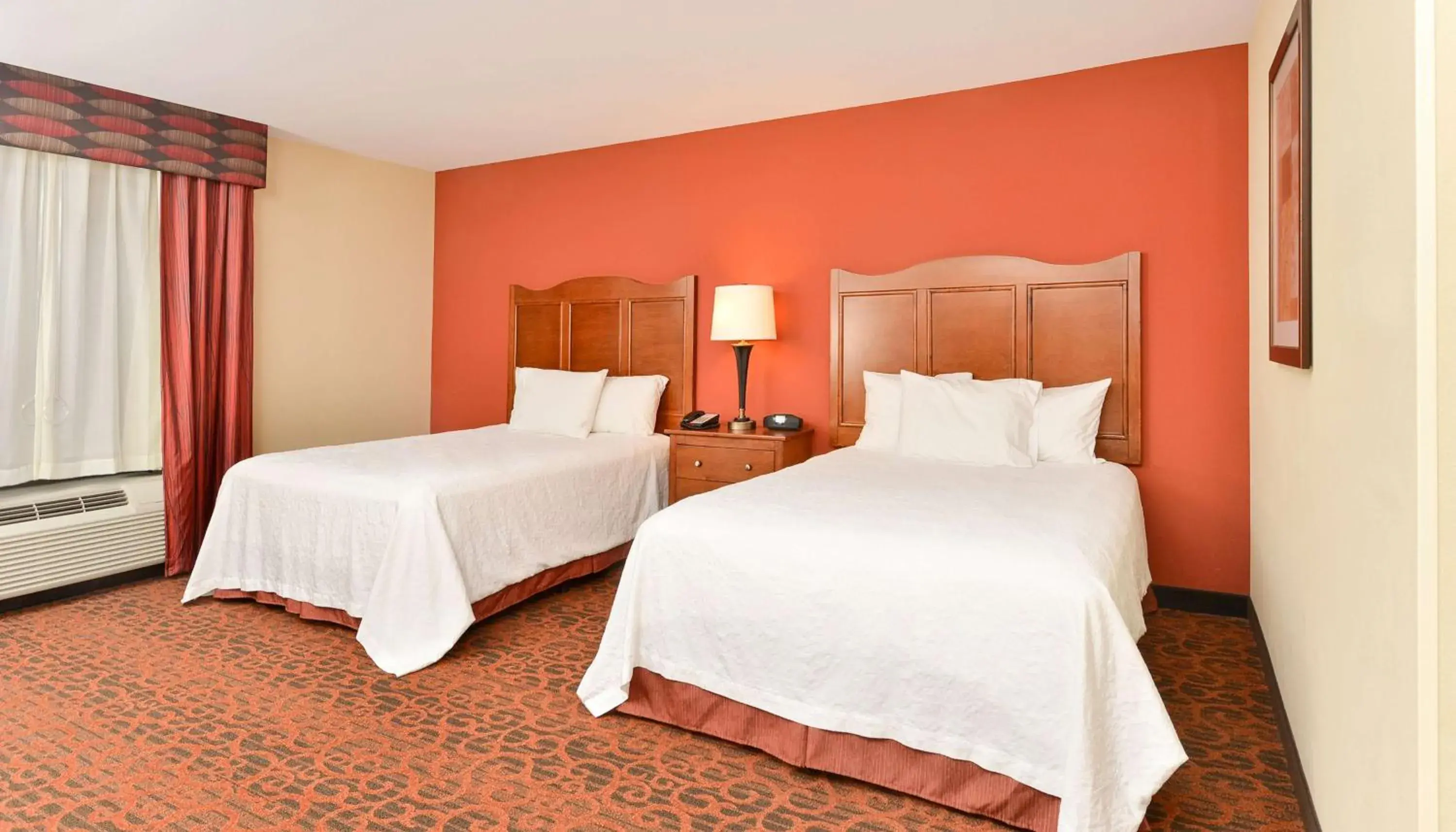 Queen Room with Two Queen Beds - Mobility and Hearing Access/Non-Smoking in Hampton Inn Clinton Queen Room with Two Queen Beds - Mobility and Hearing Access/Non-Smoking in Hampton Inn Clinton