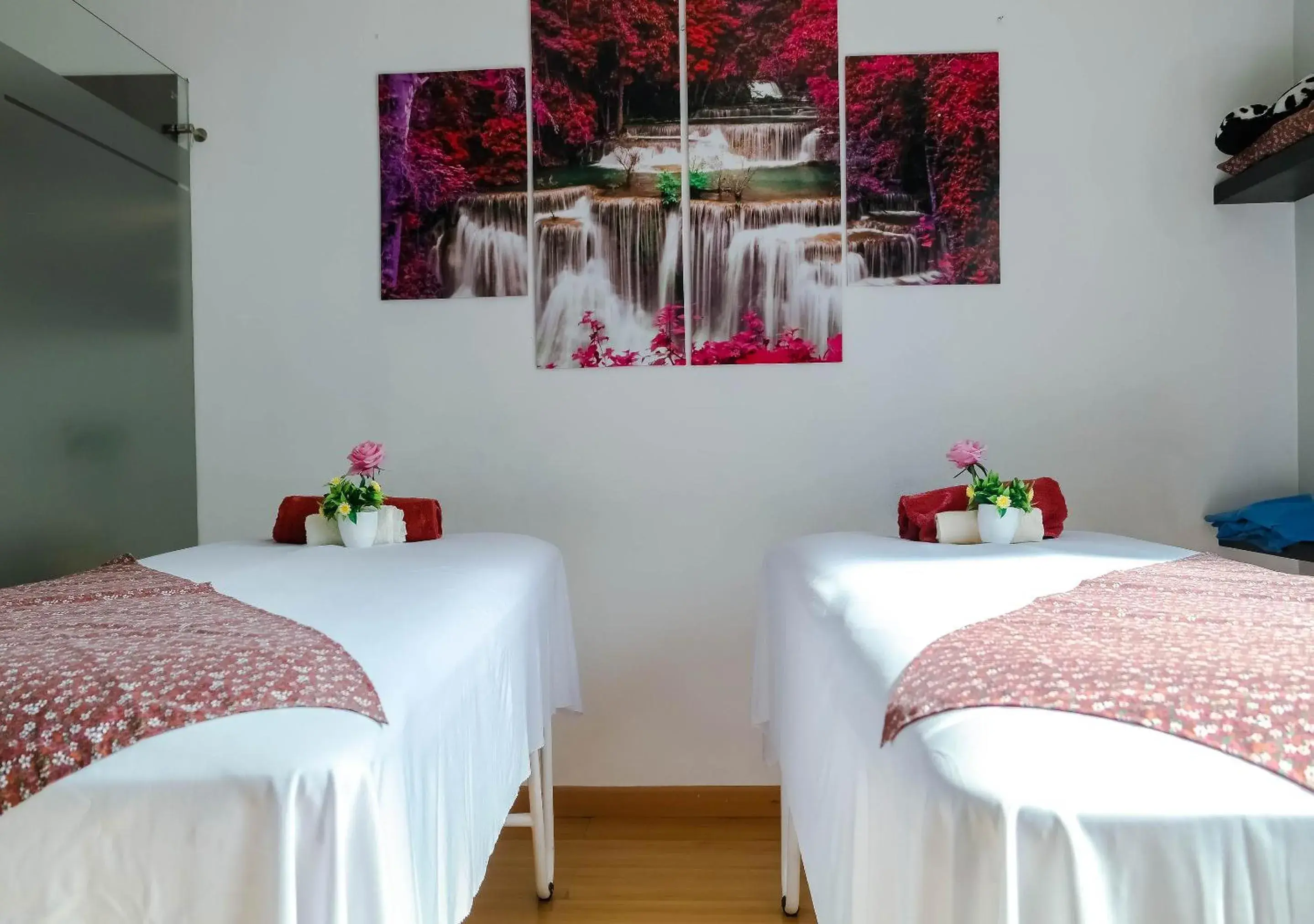 Spa and wellness centre/facilities, Bed in Hotel Internacional La Triada Spa and wellness centre/facilities, Bed in Hotel Internacional La Triada