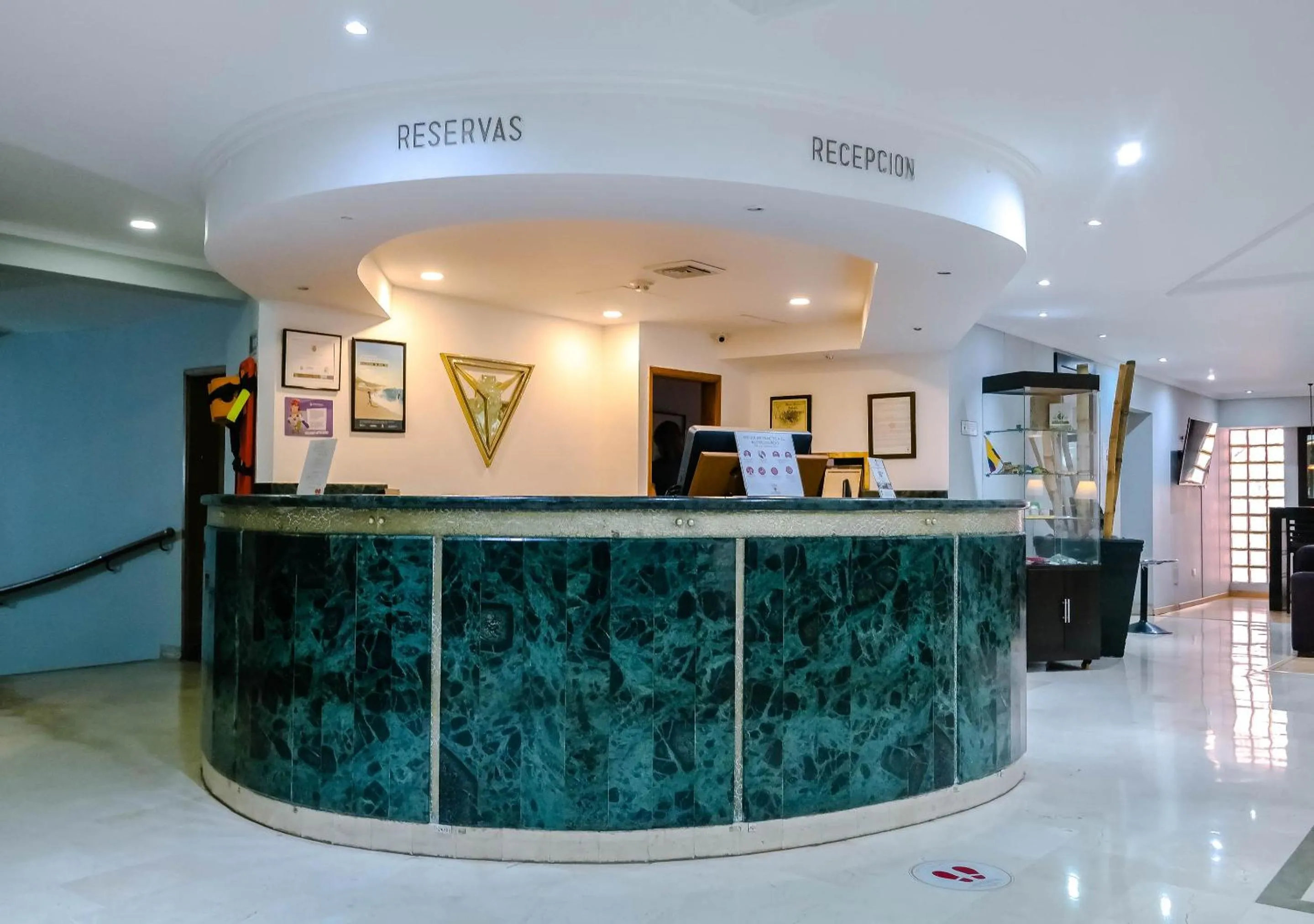 Lobby or reception in Hotel Internacional La Triada