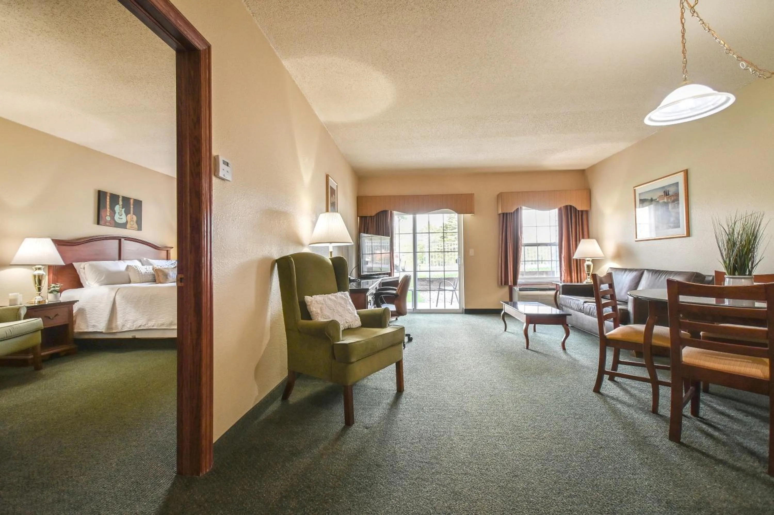 Living room in Four Seasons Island Resort