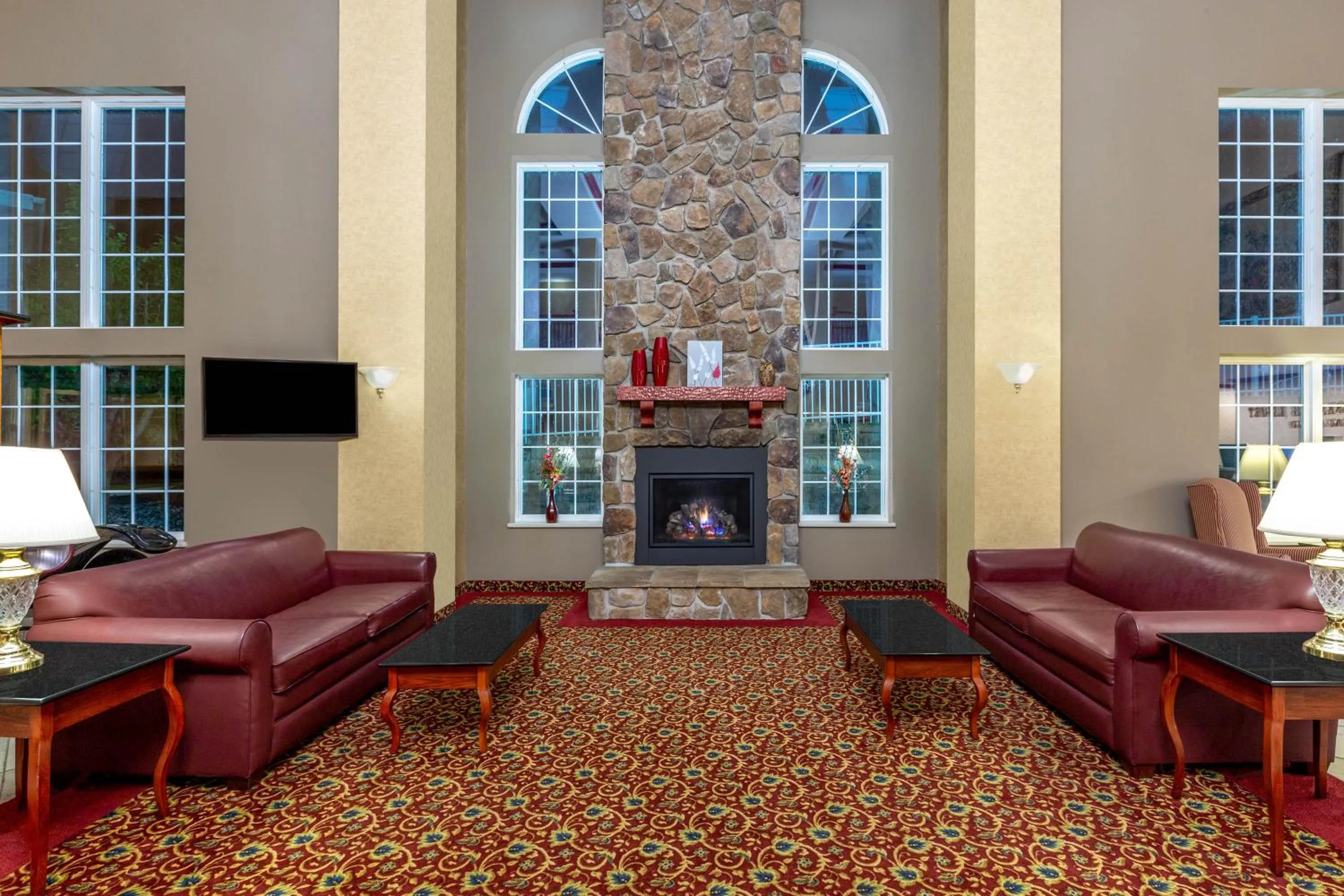 Lobby or reception in Four Seasons Island Resort