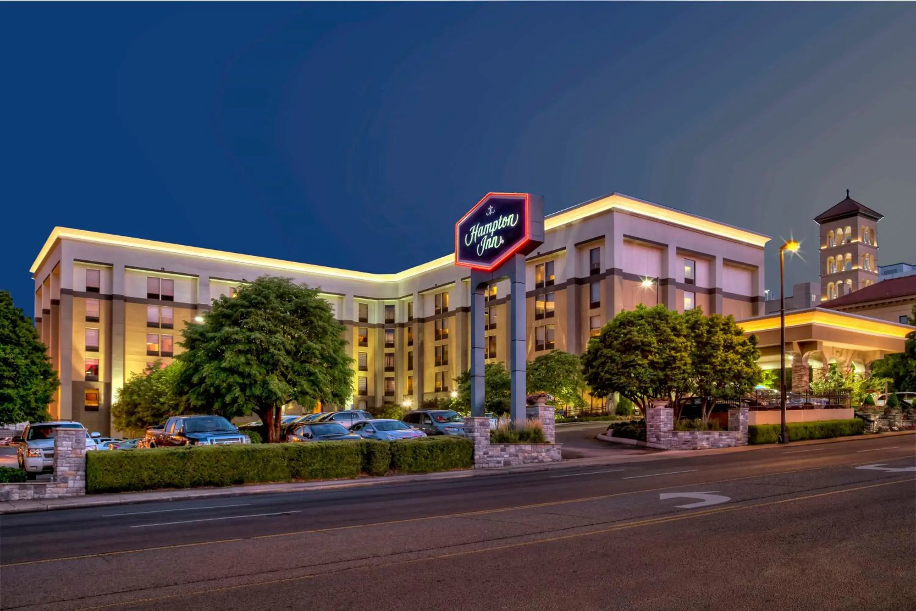 Property building in Hampton Inn Nashville / Vanderbilt Property building in Hampton Inn Nashville / Vanderbilt