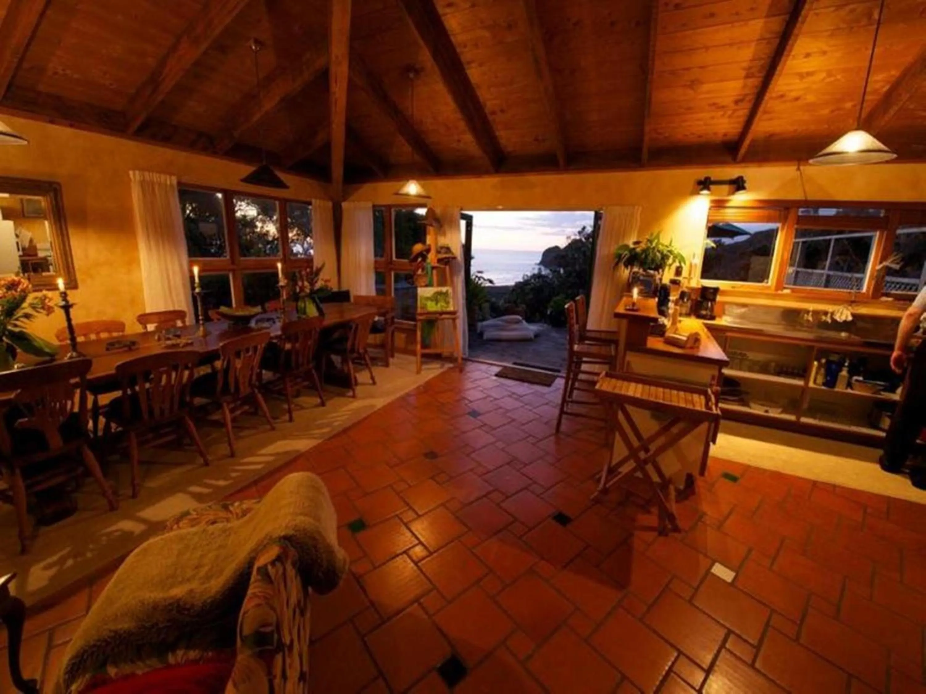 Dining area in Bethells Beach Cottages