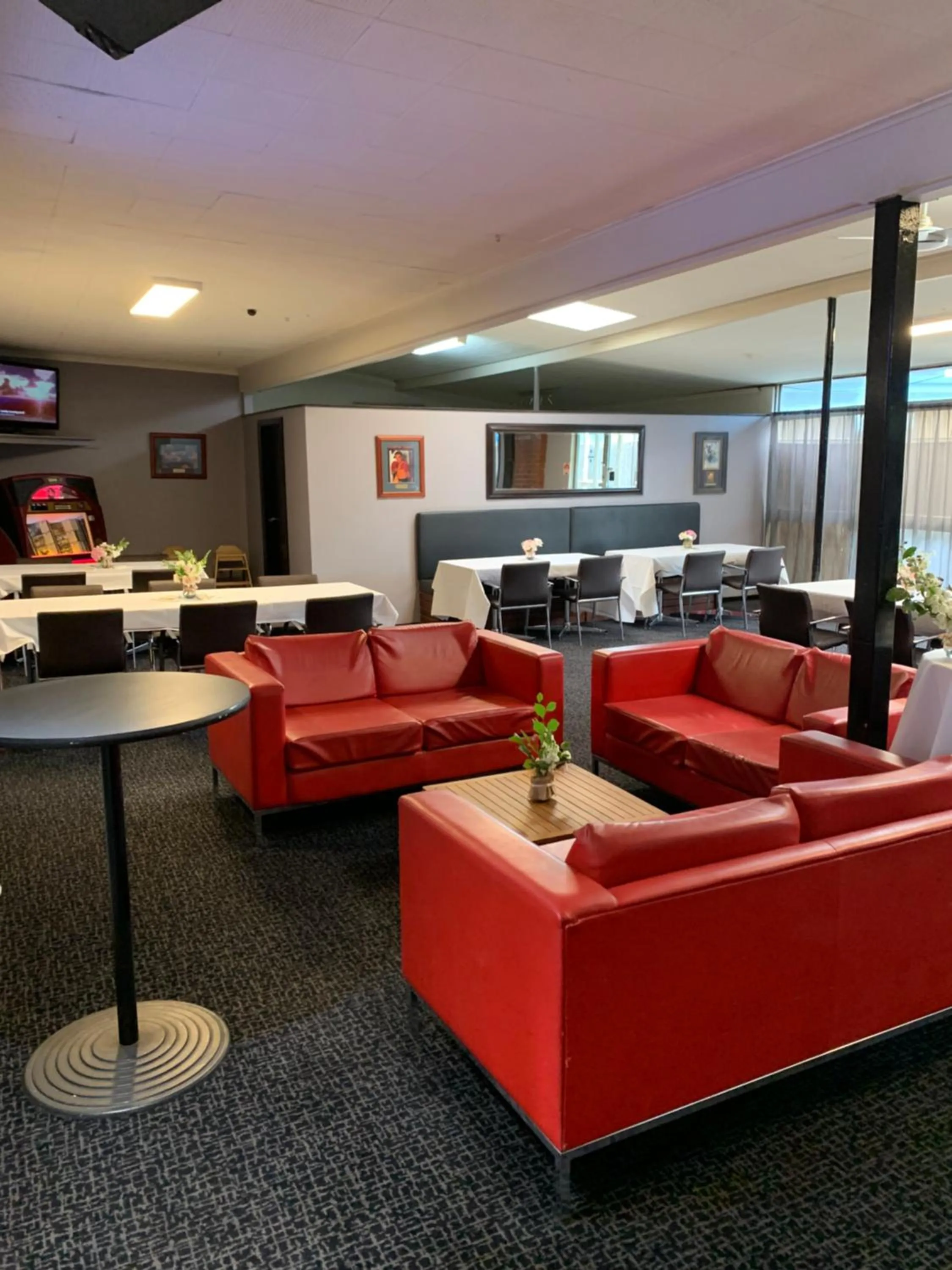 Food and drinks in Guiding Star Motel & Hotel