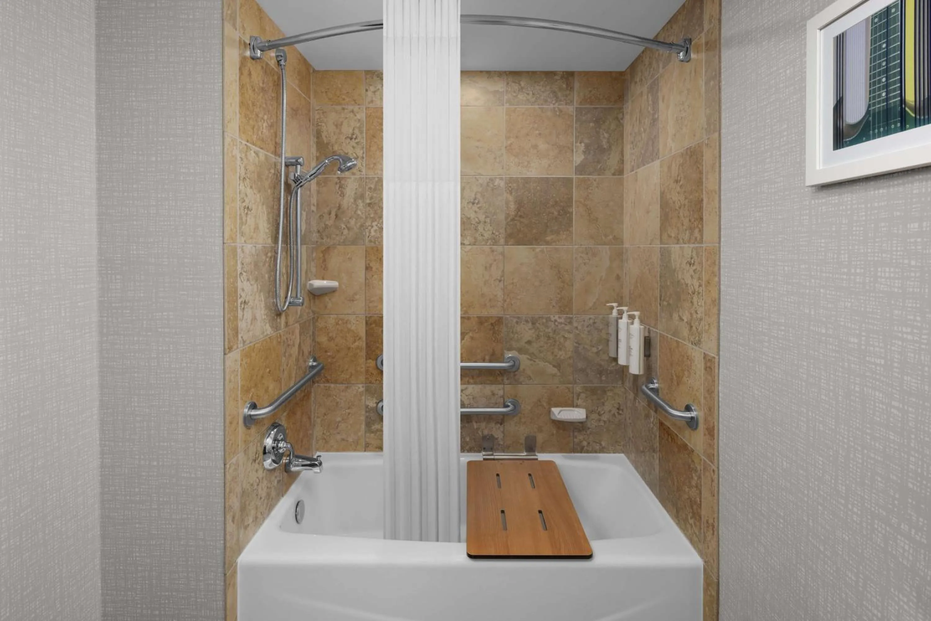 Bathroom in Hampton Inn Cleveland-Downtown