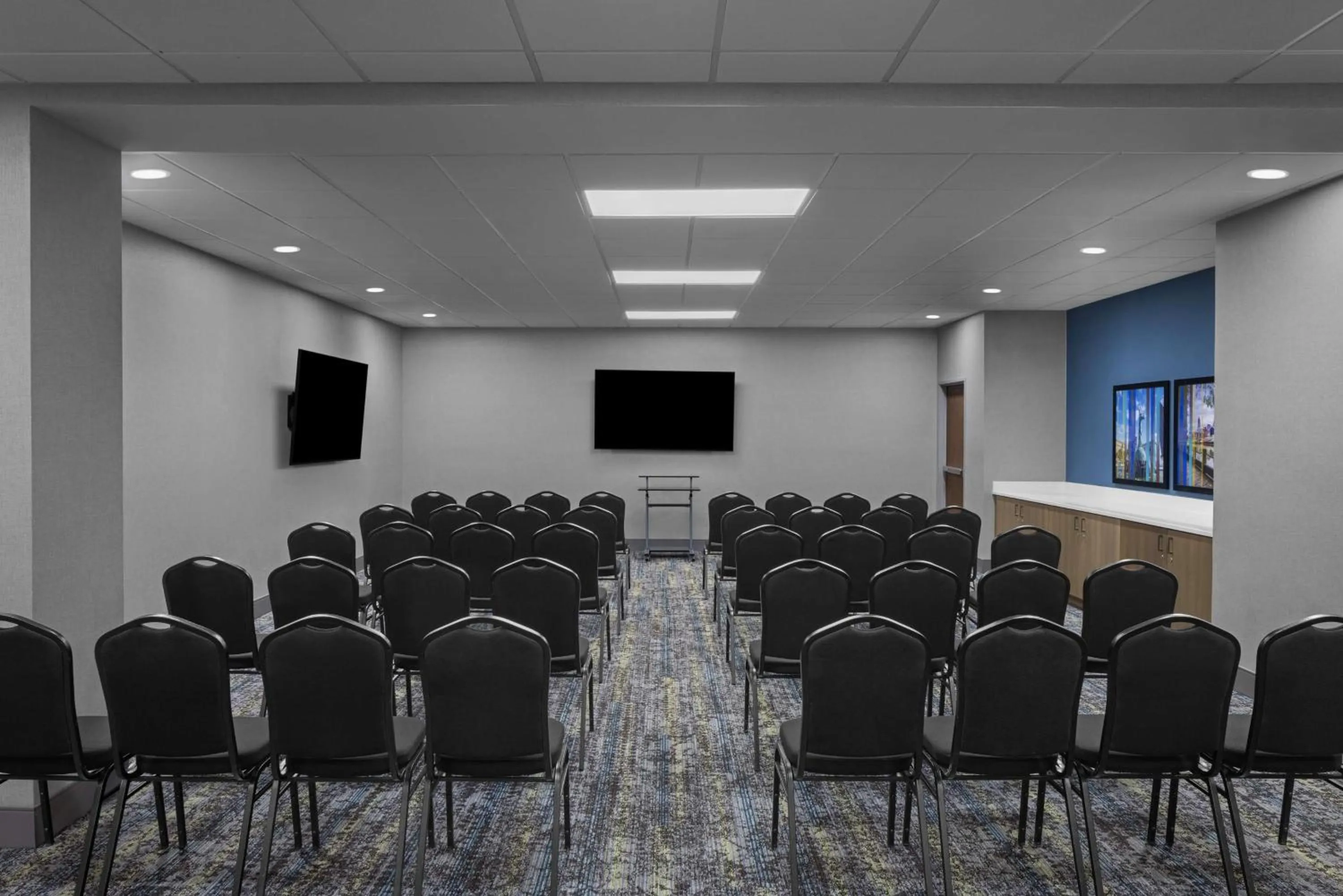 Meeting/conference room in Hampton Inn Cleveland-Downtown