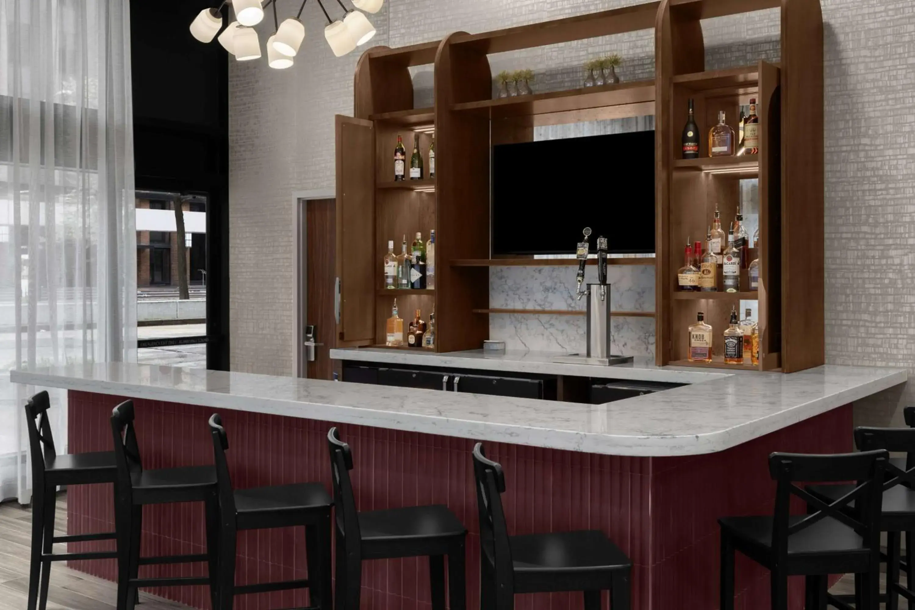 Lounge or bar in Hampton Inn Cleveland-Downtown Lounge or bar in Hampton Inn Cleveland-Downtown