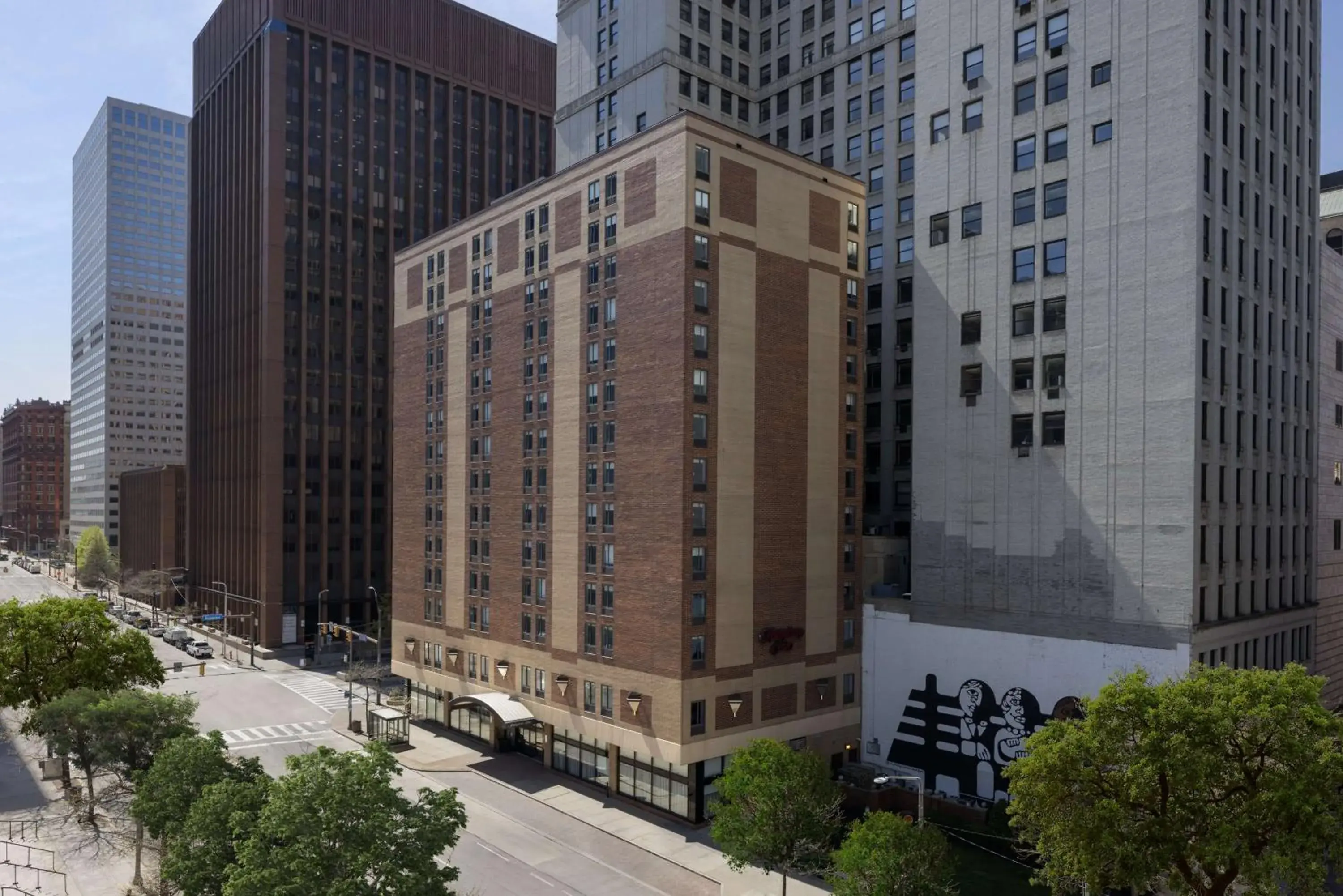 Property building in Hampton Inn Cleveland-Downtown Property building in Hampton Inn Cleveland-Downtown