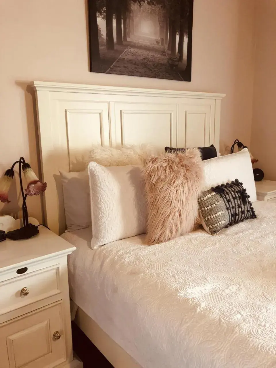 Bed in Glenview Retreat Luxury Accommodation Bed in Glenview Retreat Luxury Accommodation