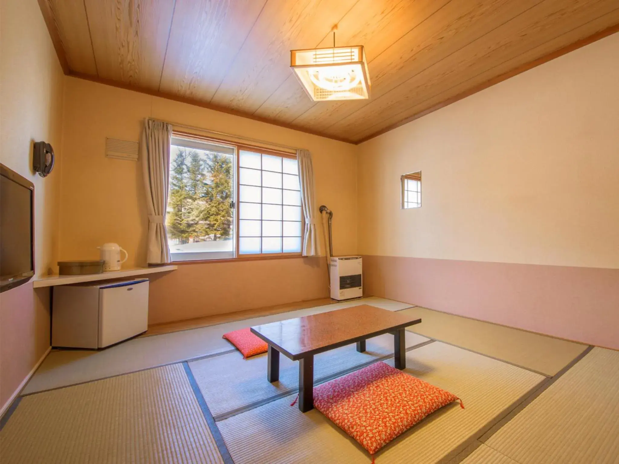 Japanese-Style Triple Room-Onsen BLD with Shared Bathroom - single occupancy - Non-Smoking in Shiretoko Village Japanese-Style Triple Room-Onsen BLD with Shared Bathroom - single occupancy - Non-Smoking in Shiretoko Village