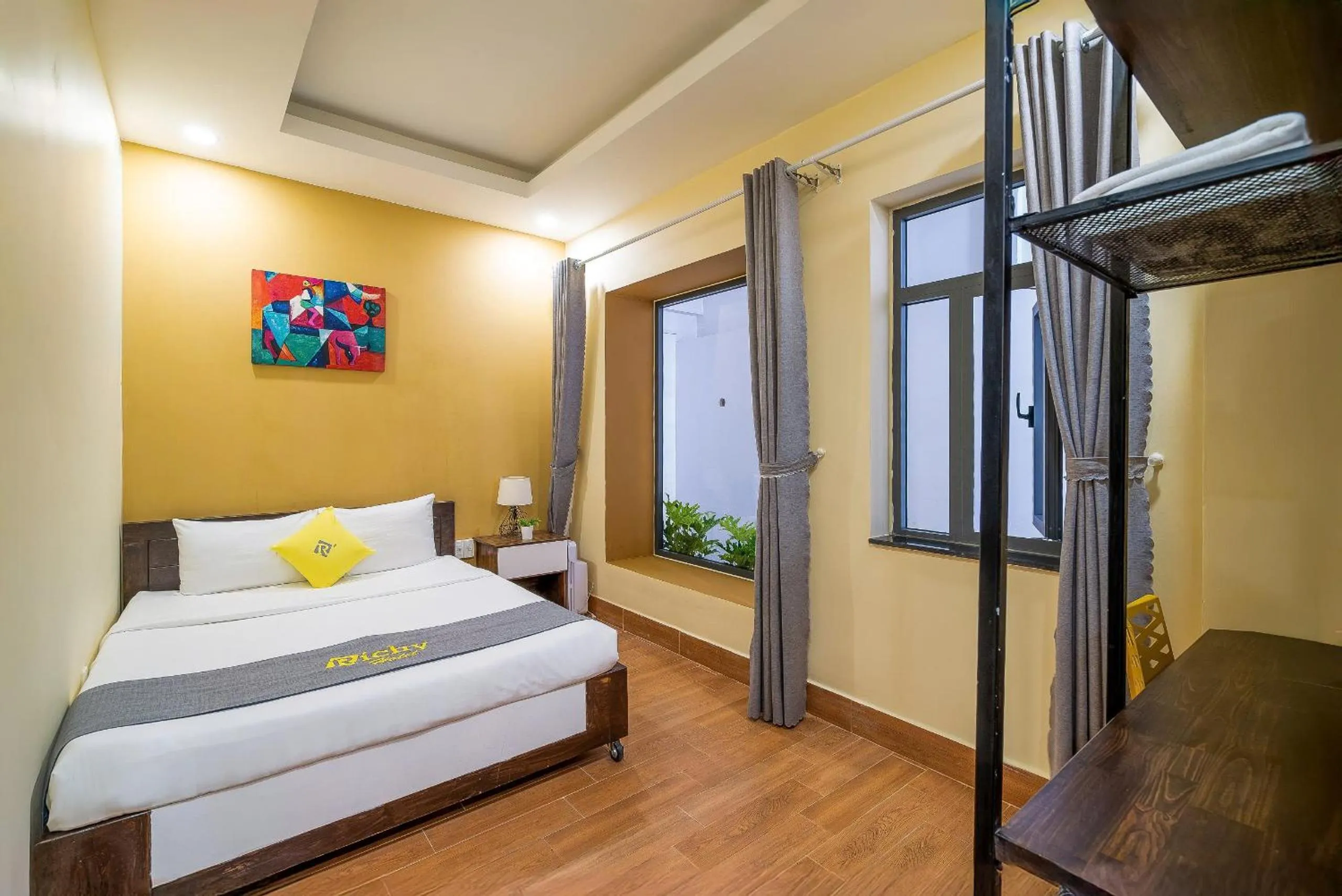 Property building, Bed in Richy Dalat Hotel