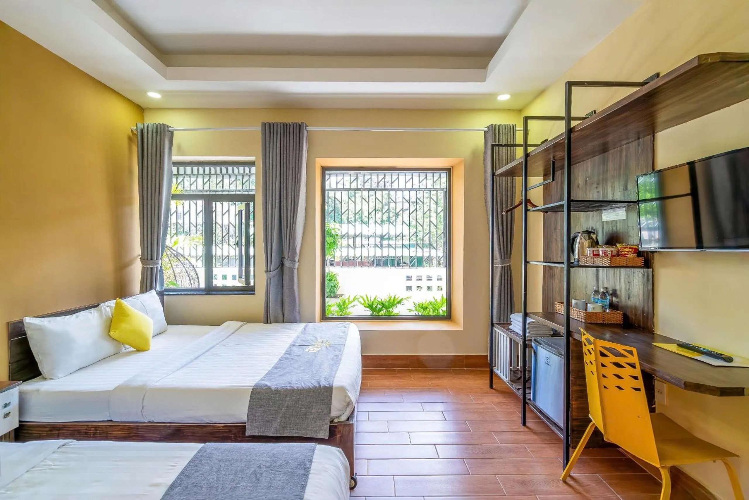 Property building, Bed in Richy Dalat Hotel