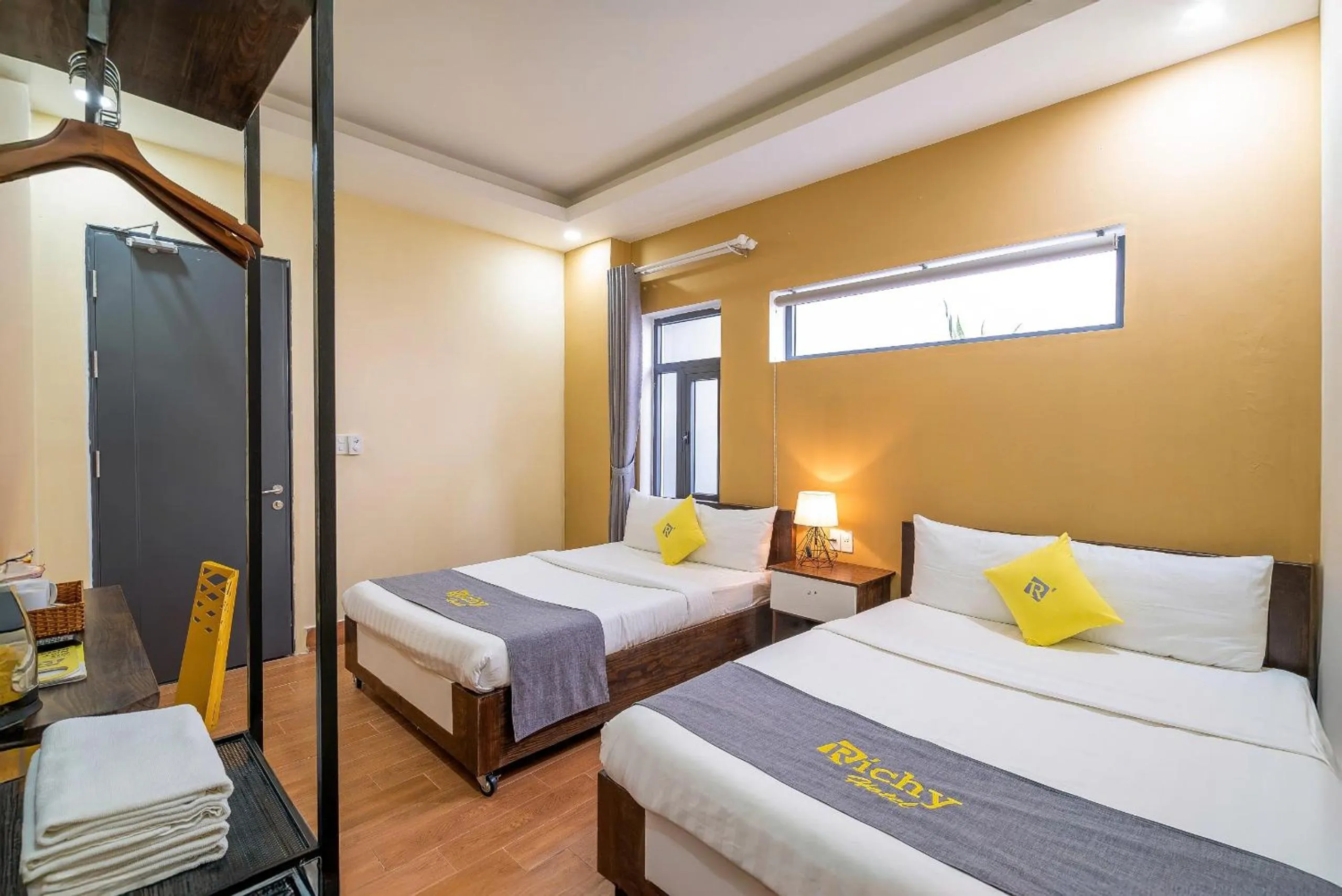 Property building, Bed in Richy Dalat Hotel
