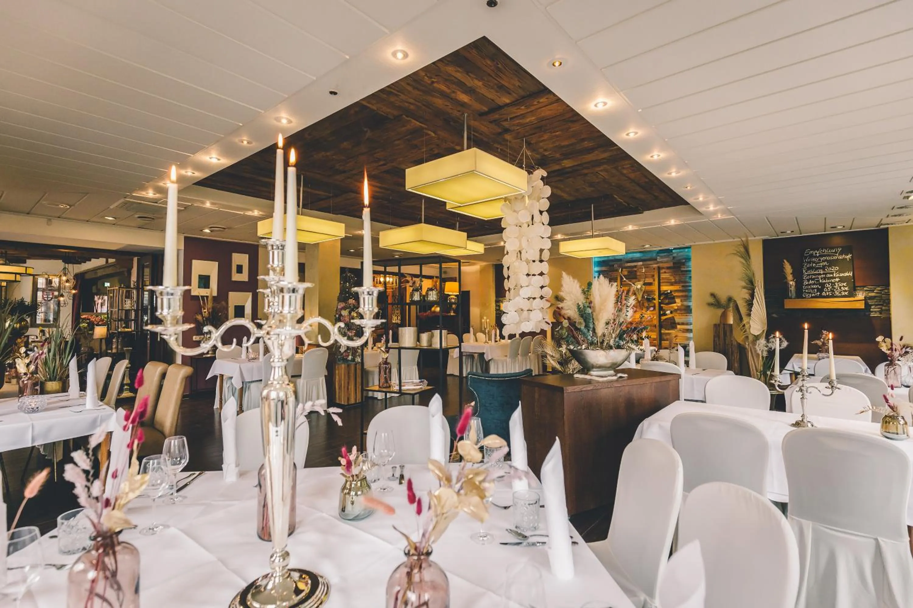 Restaurant/places to eat in Hotel Gasthaus Appel Krug