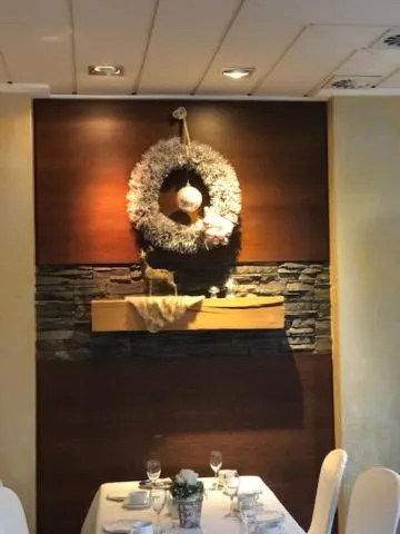 Restaurant/places to eat in Hotel Gasthaus Appel Krug