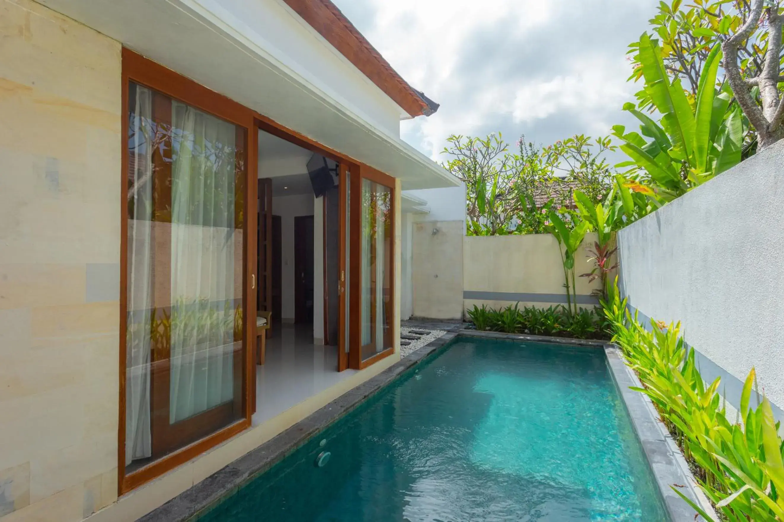 Pool view in The Sakaye Villas & Spa by Kanaya Hospitality Pool view in The Sakaye Villas & Spa by Kanaya Hospitality