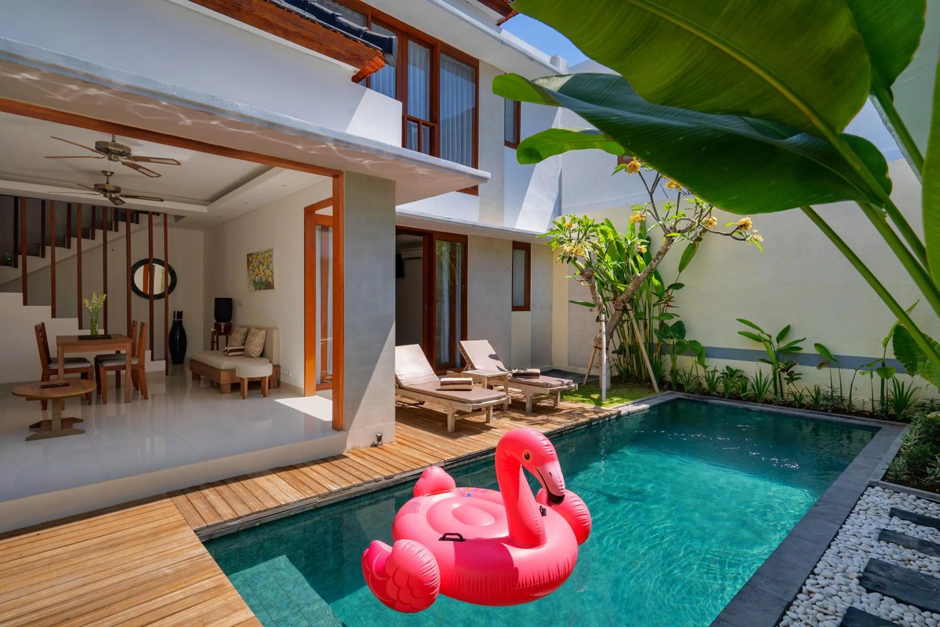 Swimming pool in The Sakaye Villas & Spa by Kanaya Hospitality