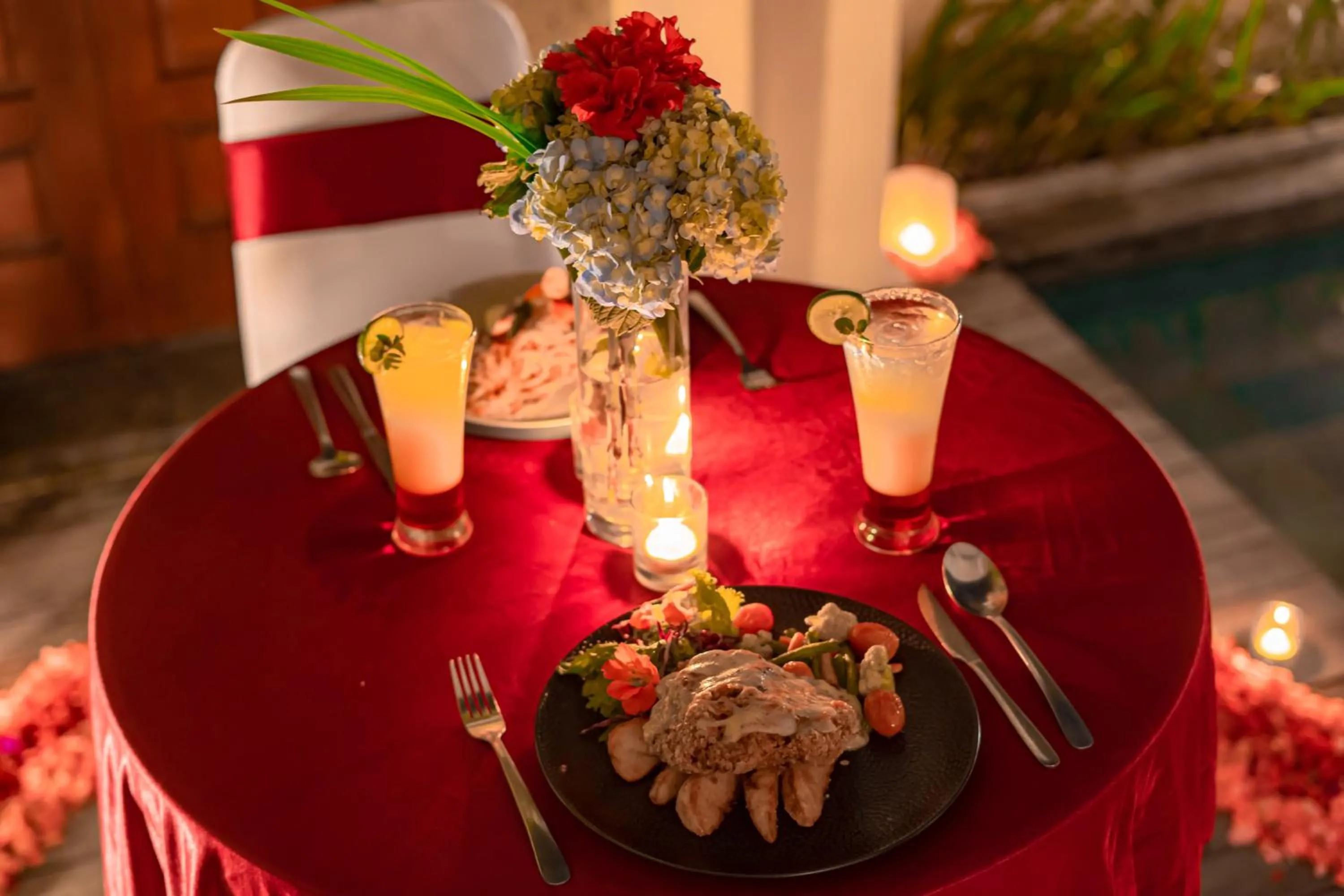 Dinner in The Sakaye Villas & Spa by Kanaya Hospitality