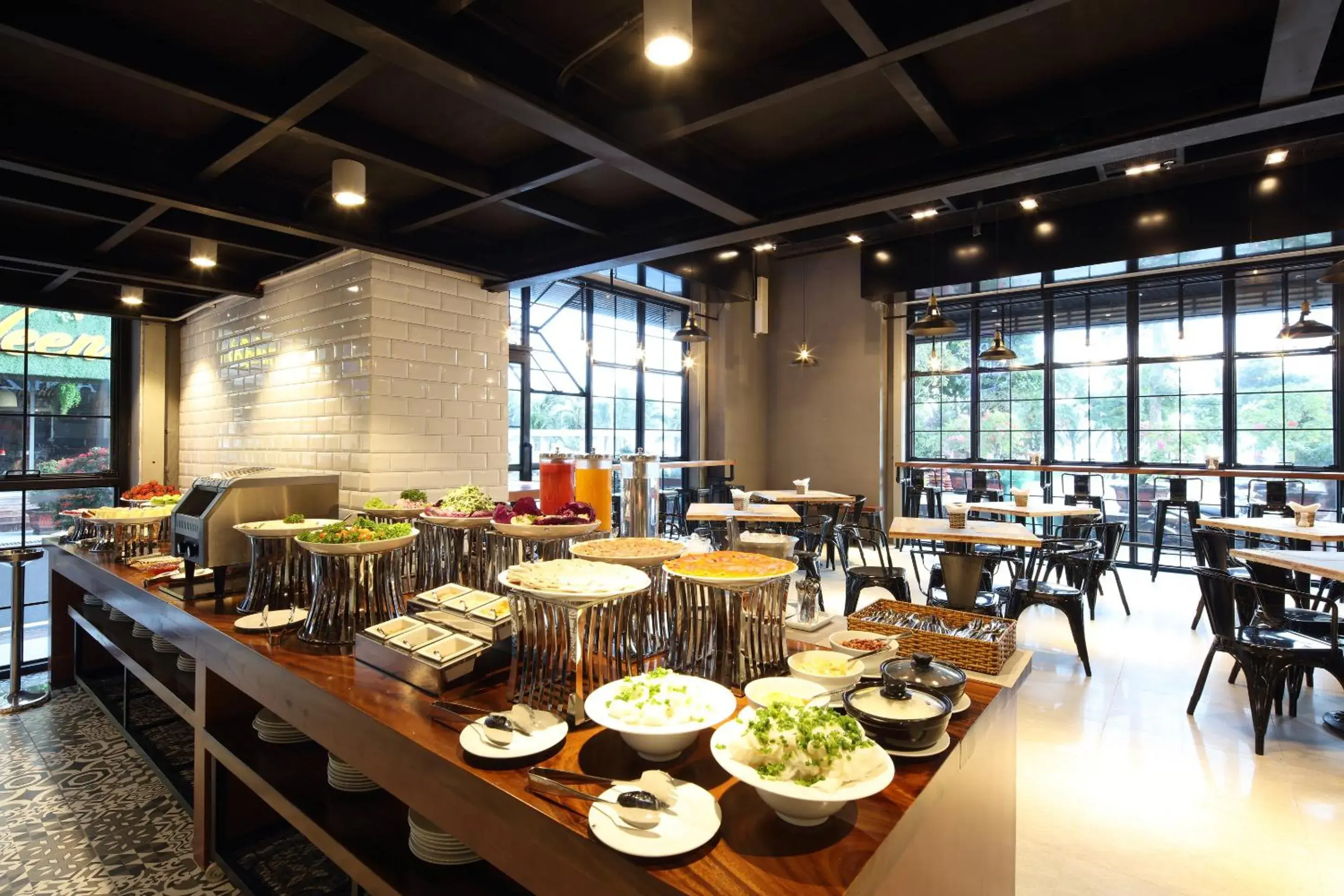 Restaurant/places to eat in Anrizon Hotel Nha Trang Restaurant/places to eat in Anrizon Hotel Nha Trang