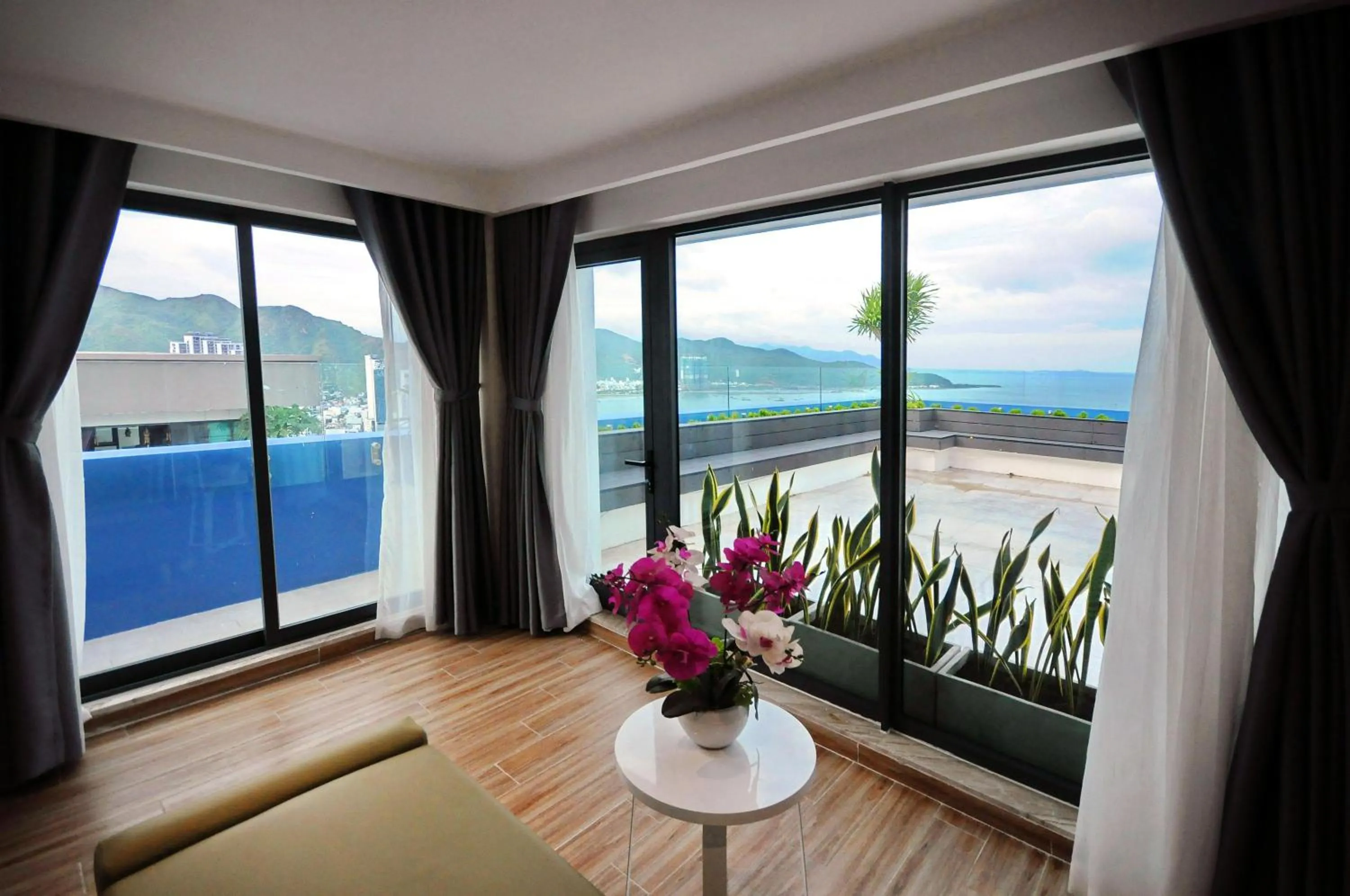 Balcony/Terrace in Anrizon Hotel Nha Trang