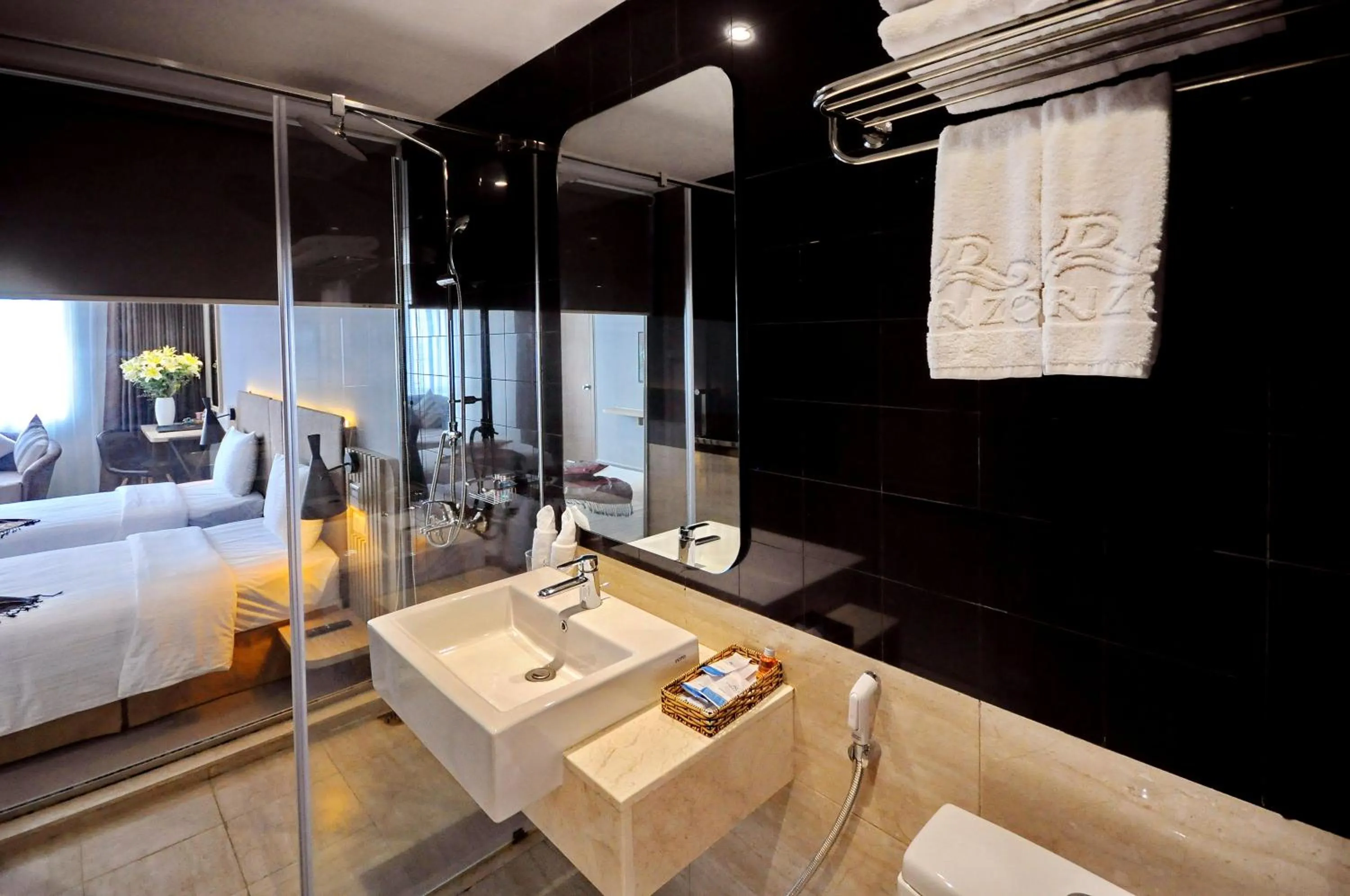 Shower, Bed in Anrizon Hotel Nha Trang