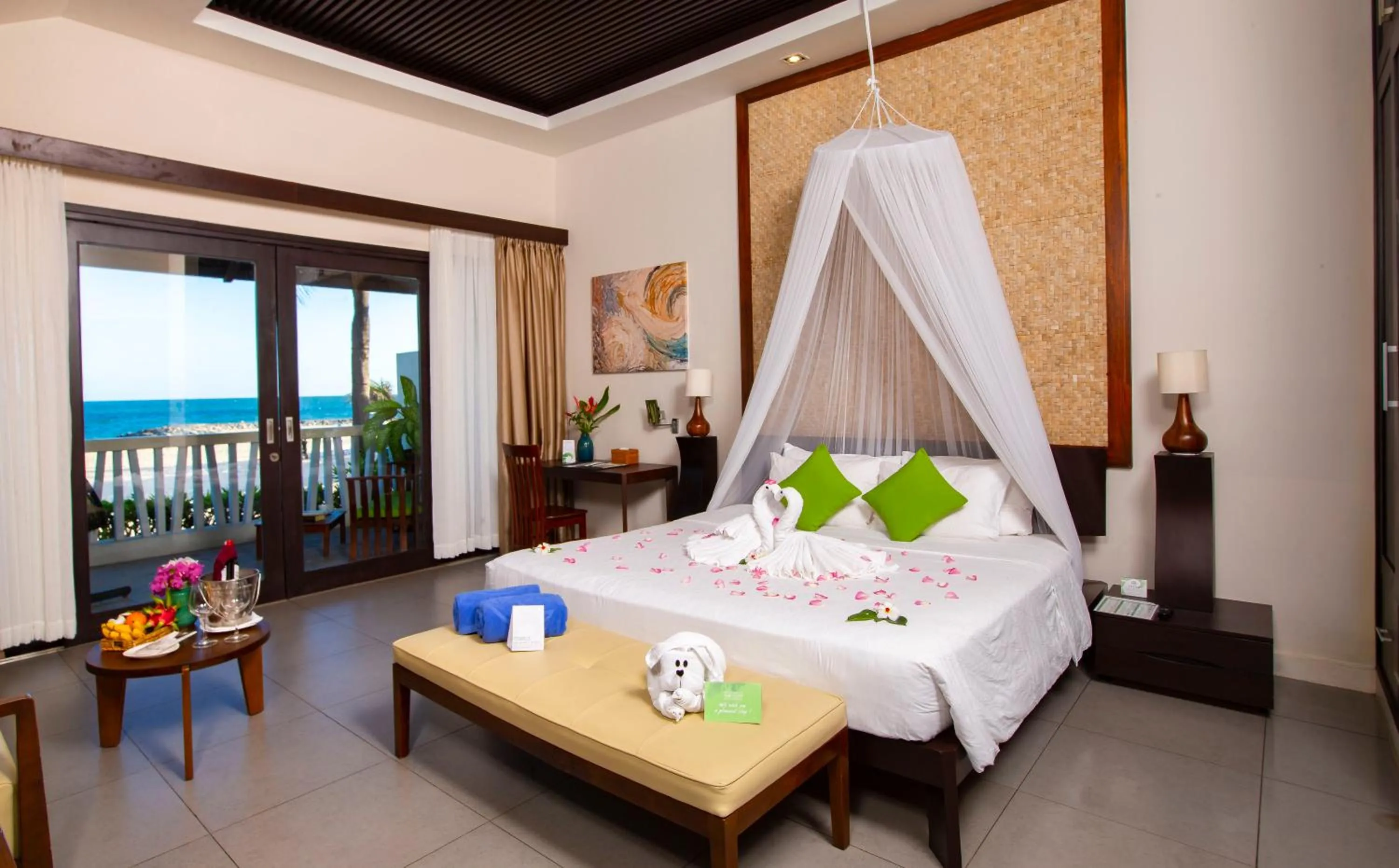 Bedroom, Bed in The Cliff Resort & Residences