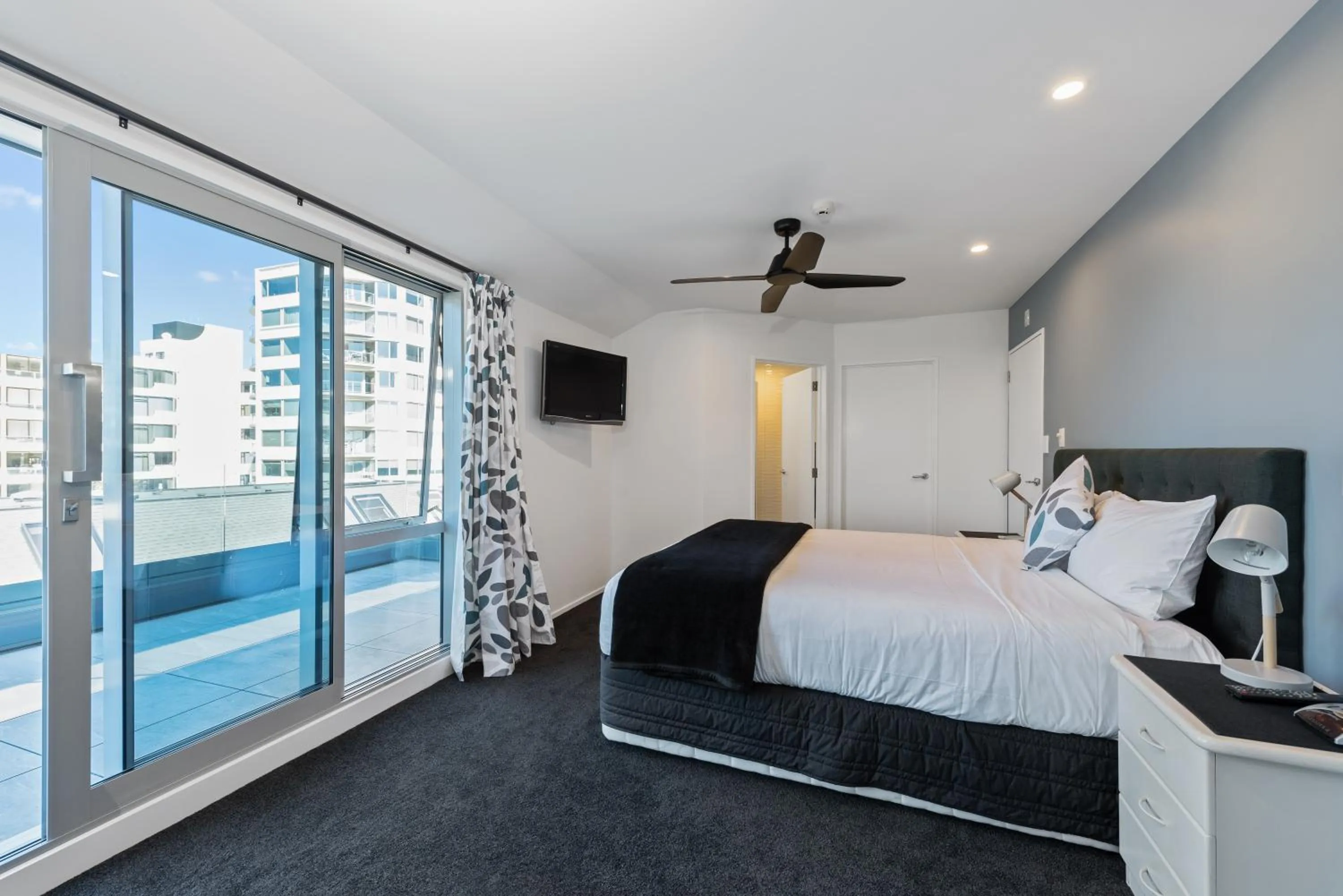 Photo of the whole room, Bed in Pavilion Beachfront Apartments