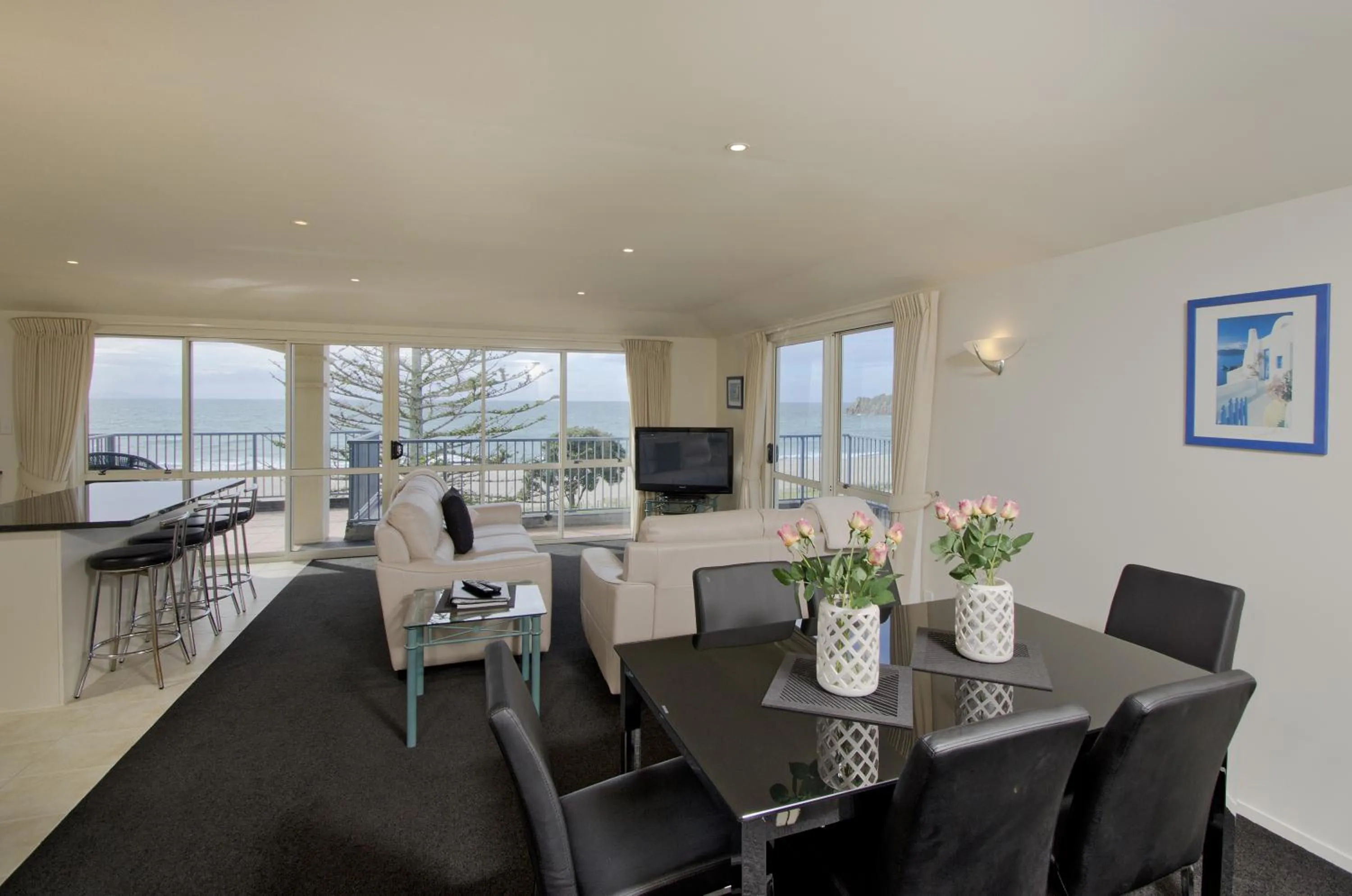 Living room in Pavilion Beachfront Apartments