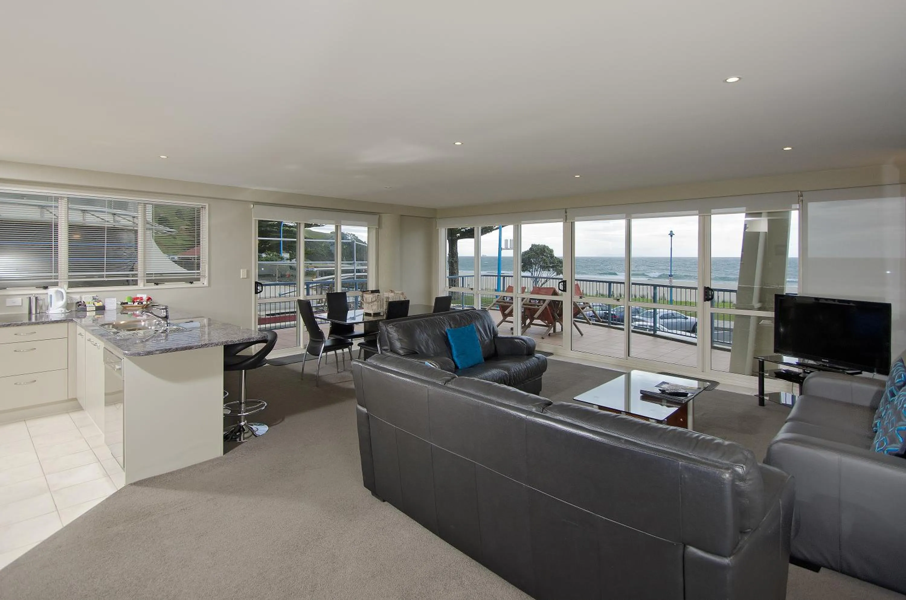 Day in Pavilion Beachfront Apartments