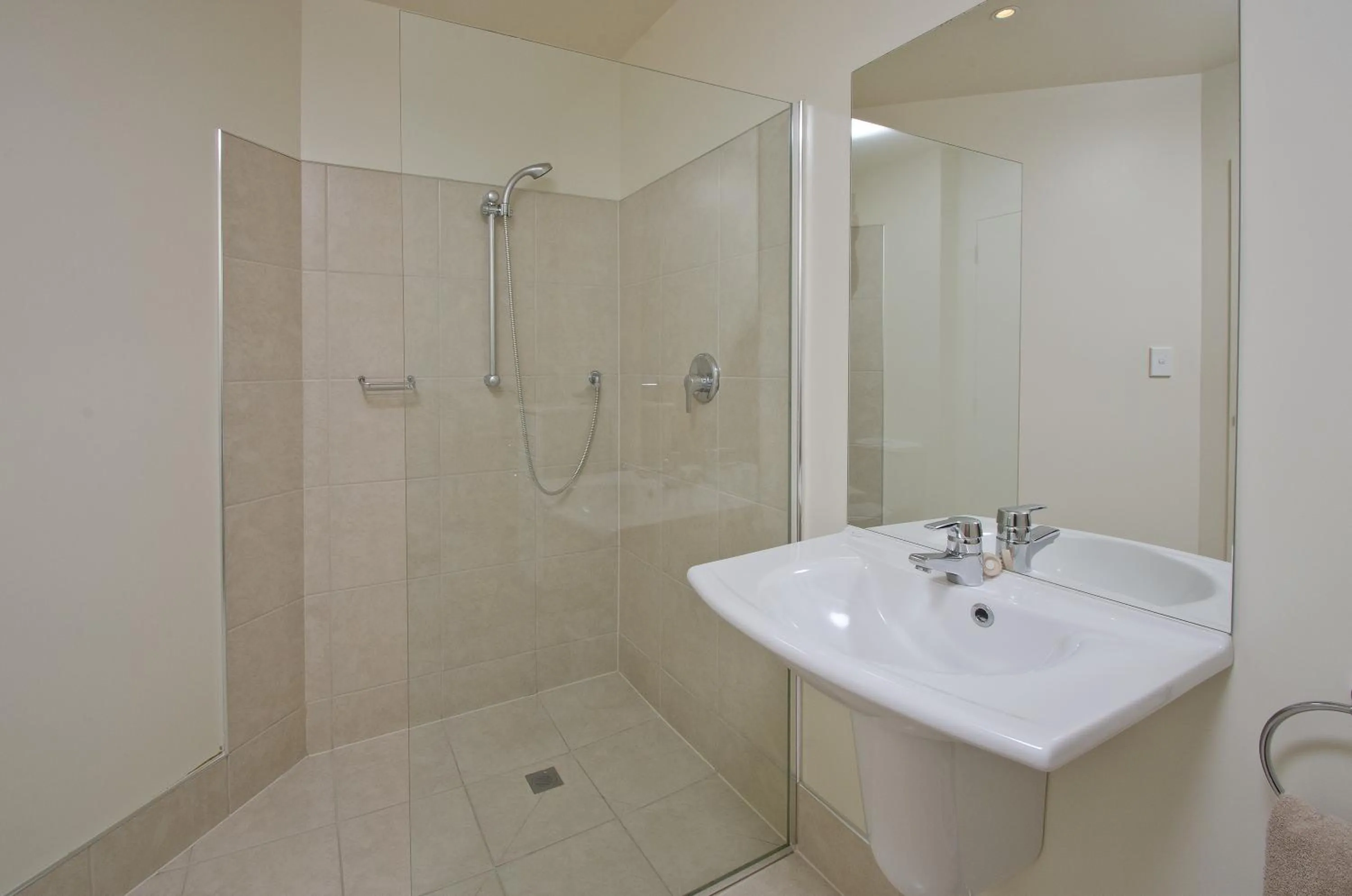 Bathroom in Pavilion Beachfront Apartments