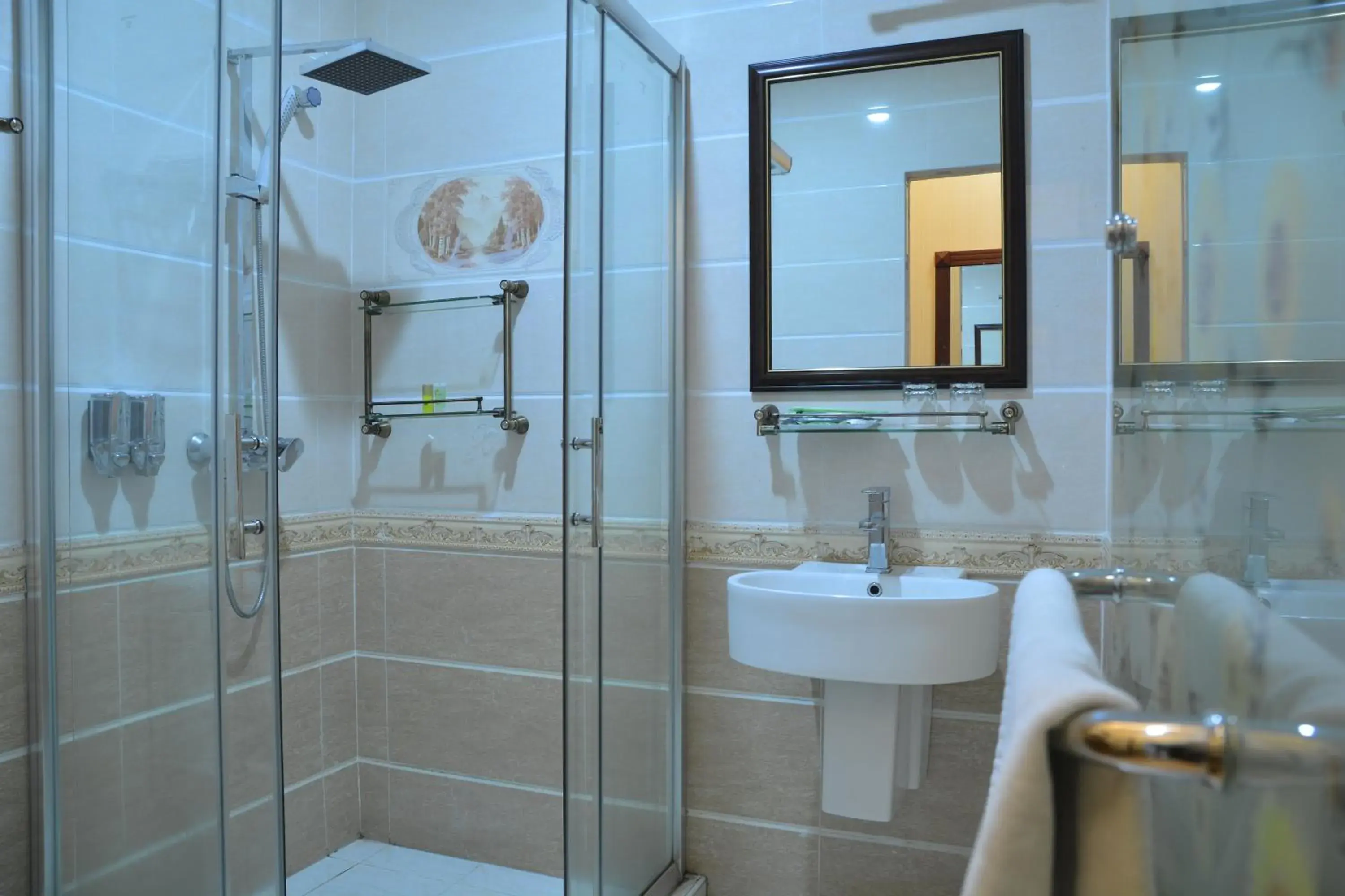 Bathroom in De Residence Hotel Bathroom in De Residence Hotel