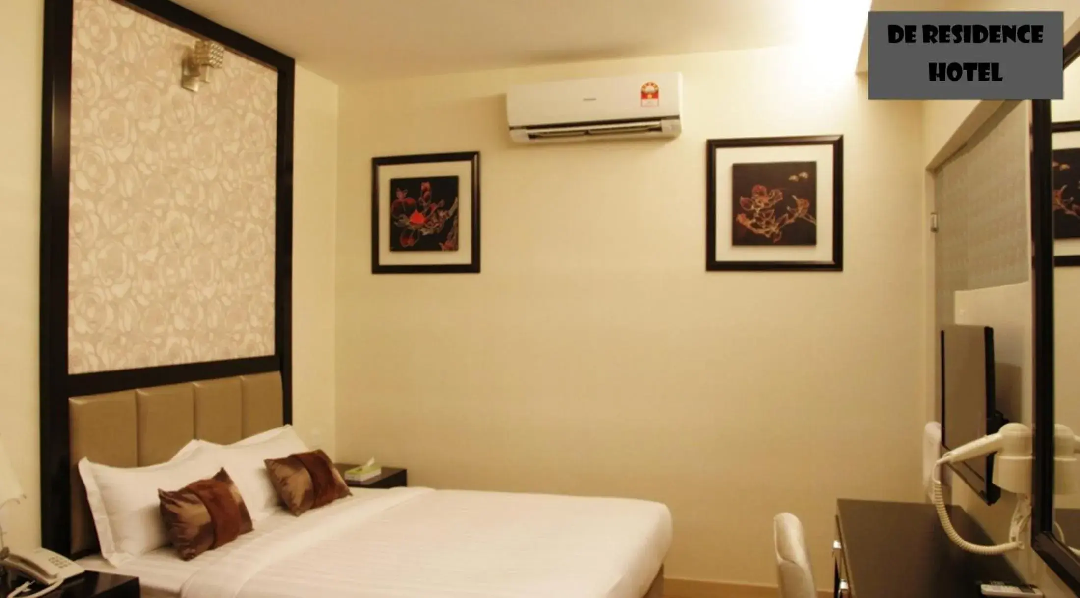 Bed in De Residence Hotel Bed in De Residence Hotel