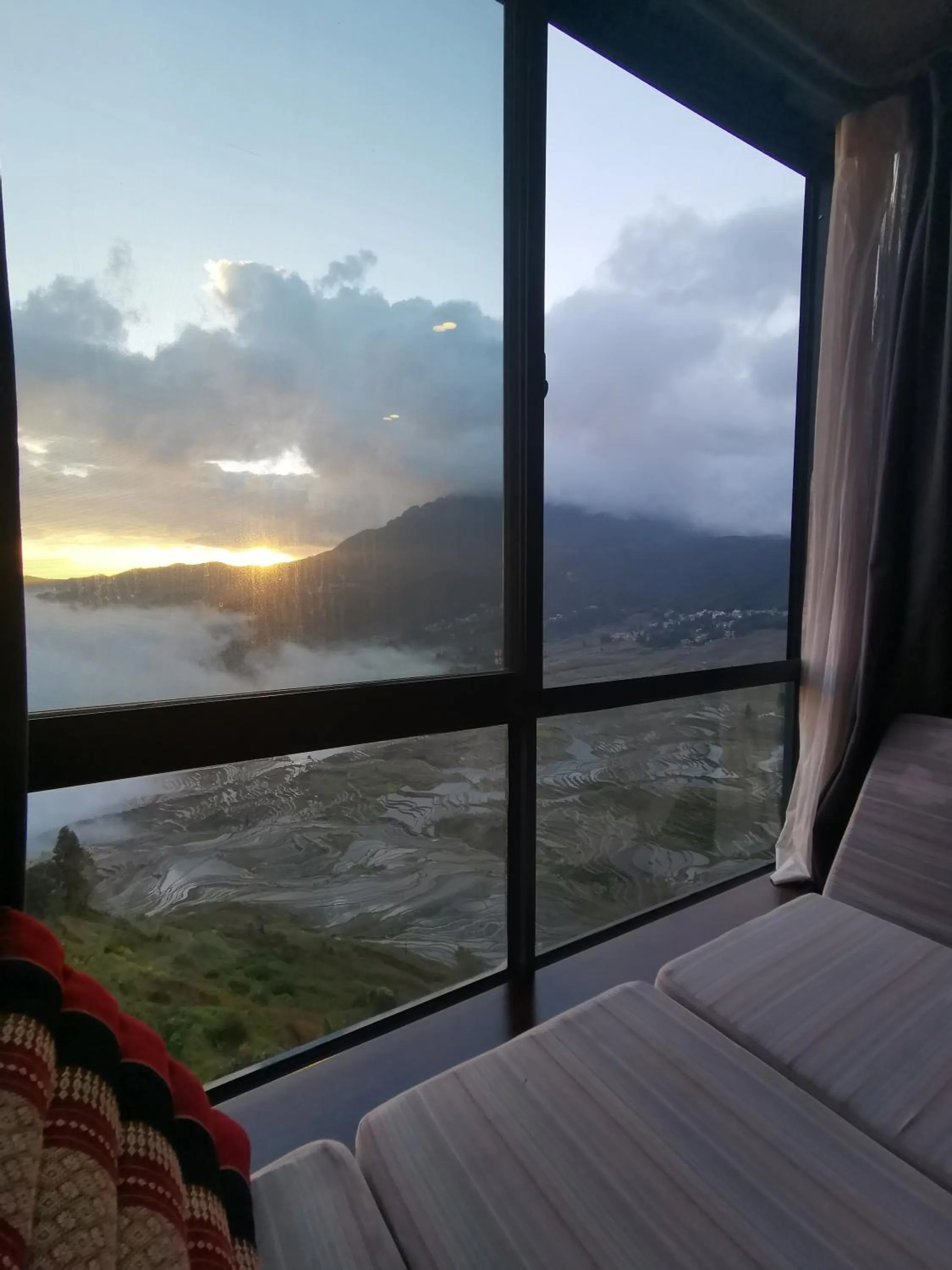 Sunrise in Beyond The Cloud