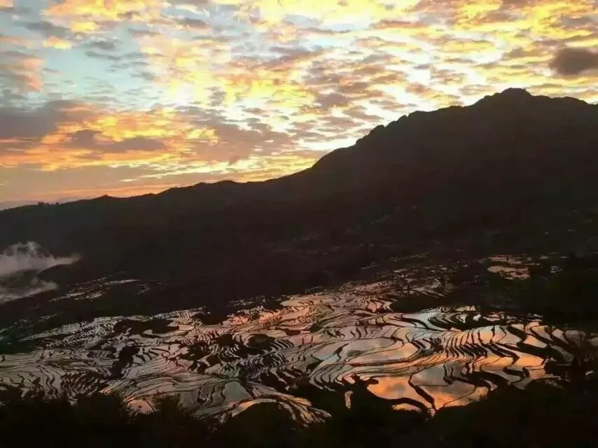 Landmark view in Beyond The Cloud