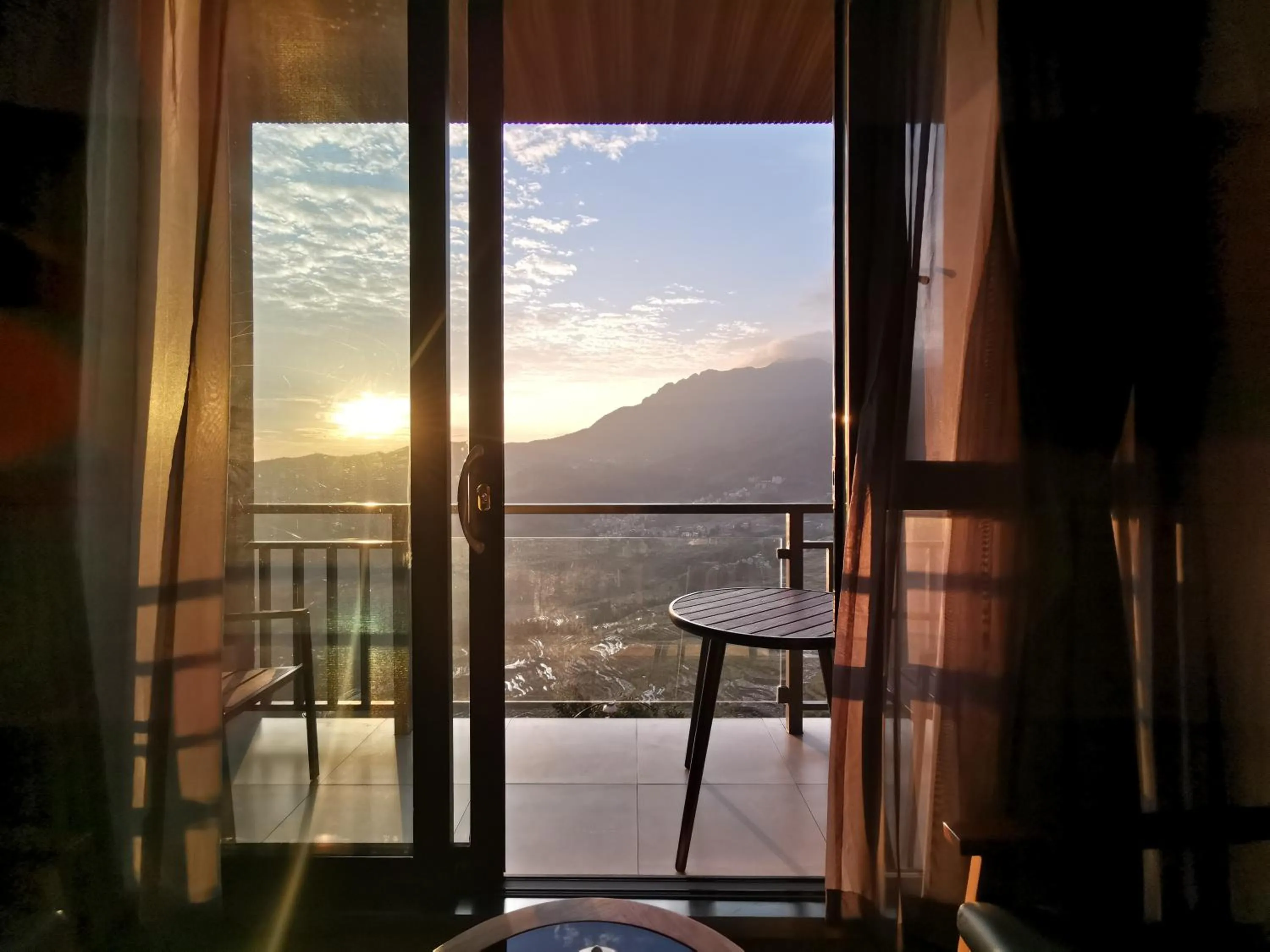 Balcony/Terrace in Beyond The Cloud