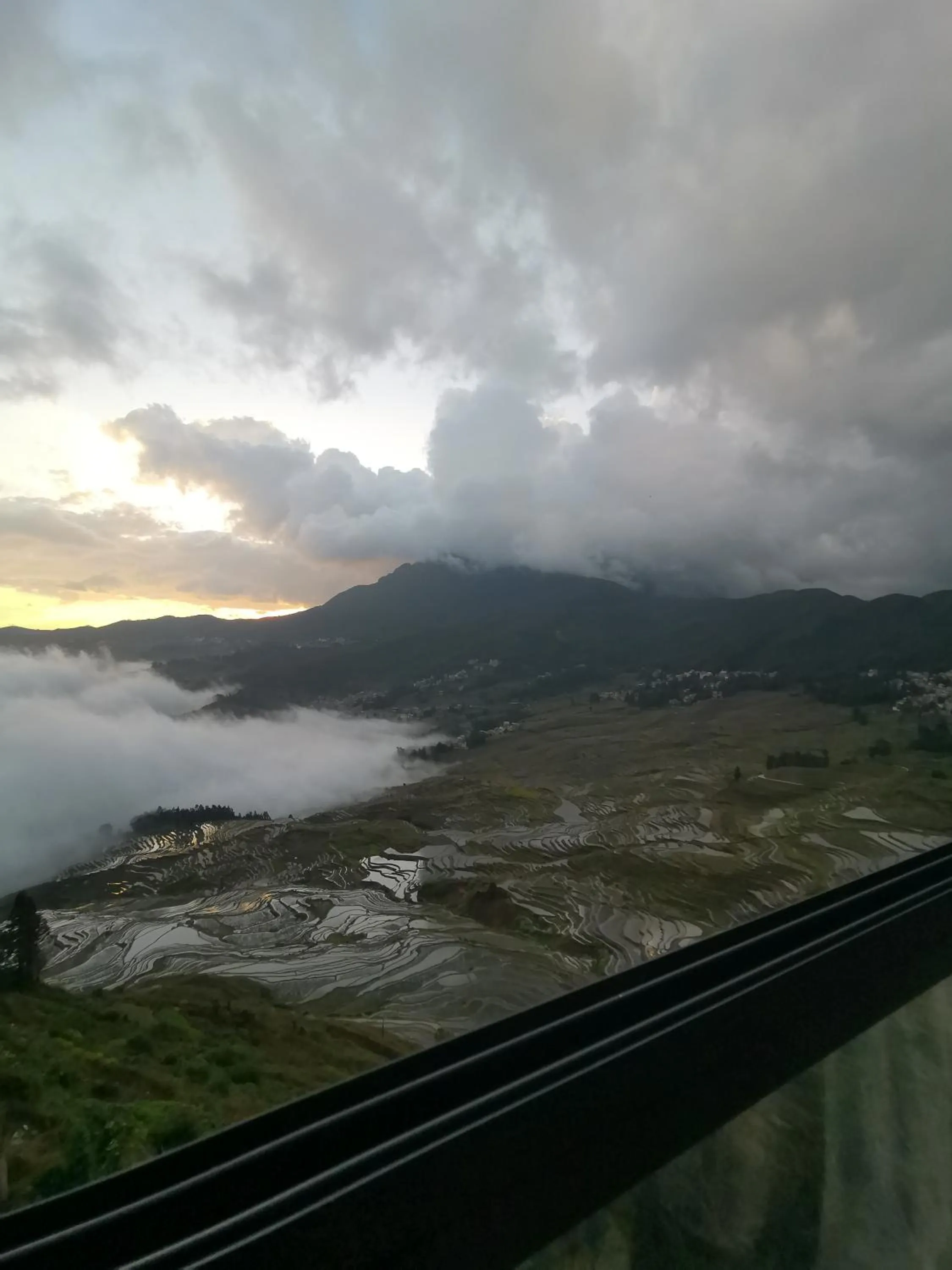 Sunrise in Beyond The Cloud