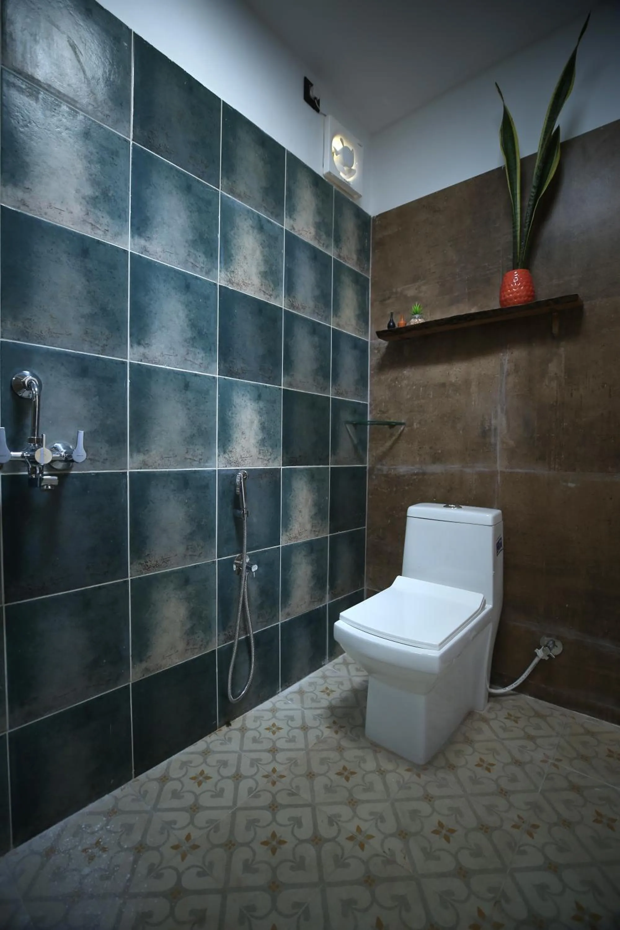 Toilet in Craft Hostels