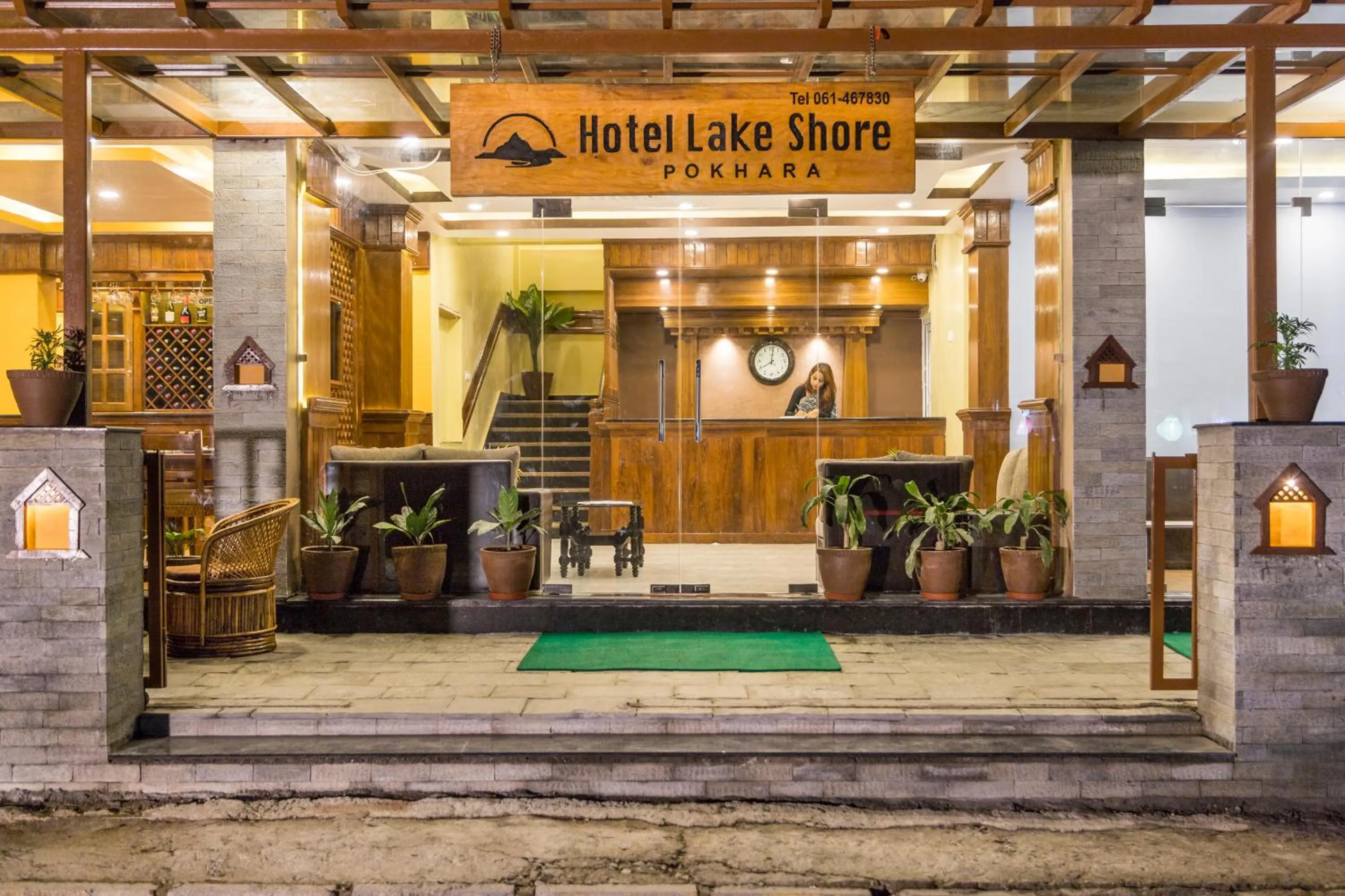 Property building in Hotel Lake Shore