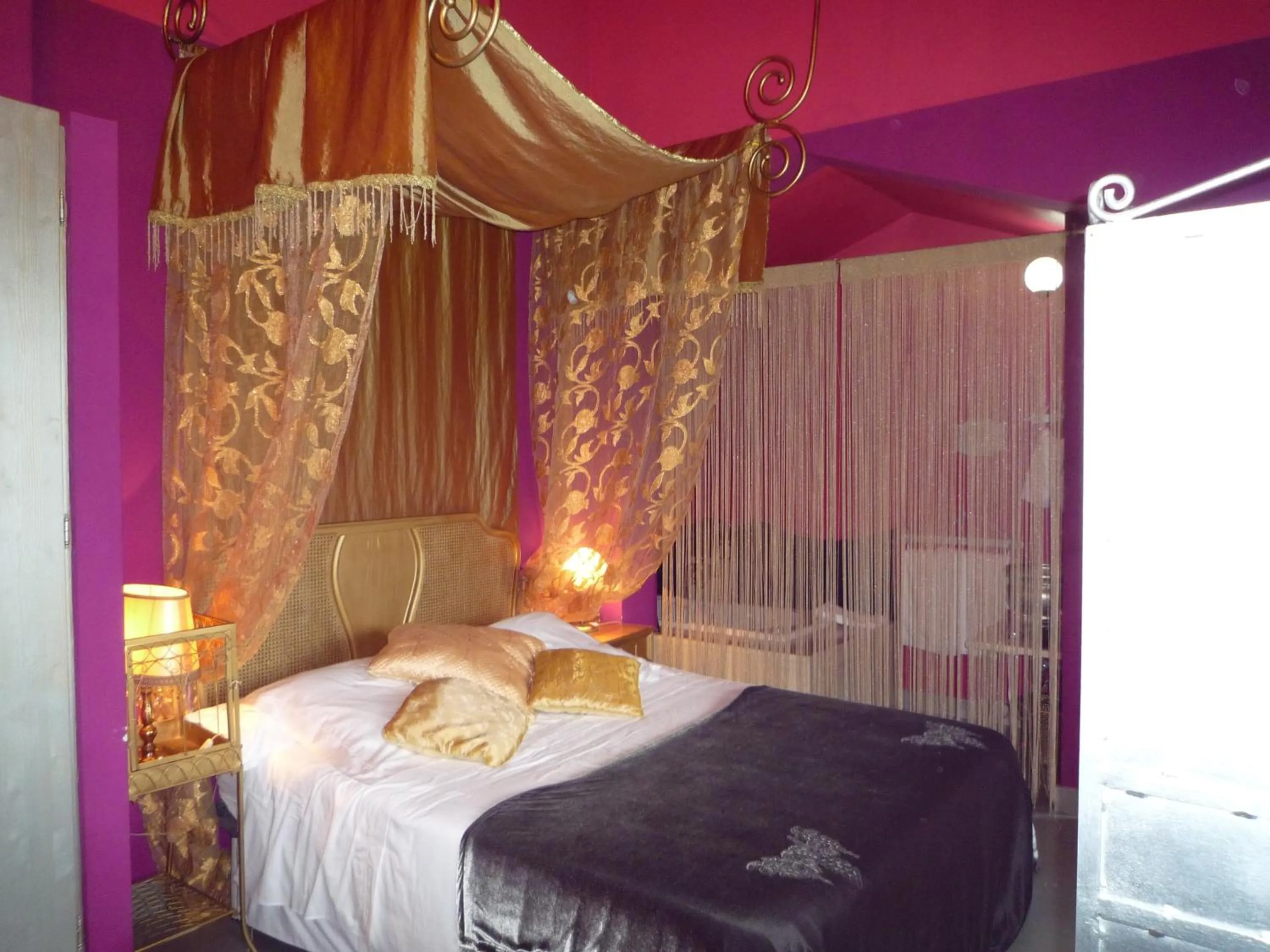 Bed in Hotel Alma de Romero