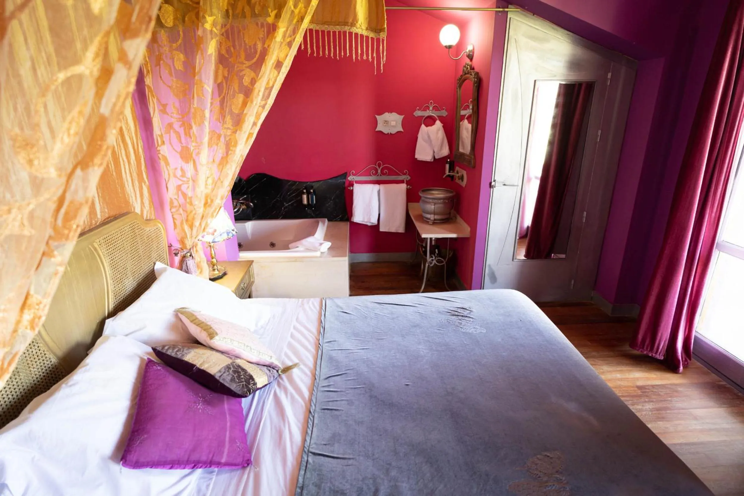 Bed in Hotel Alma de Romero