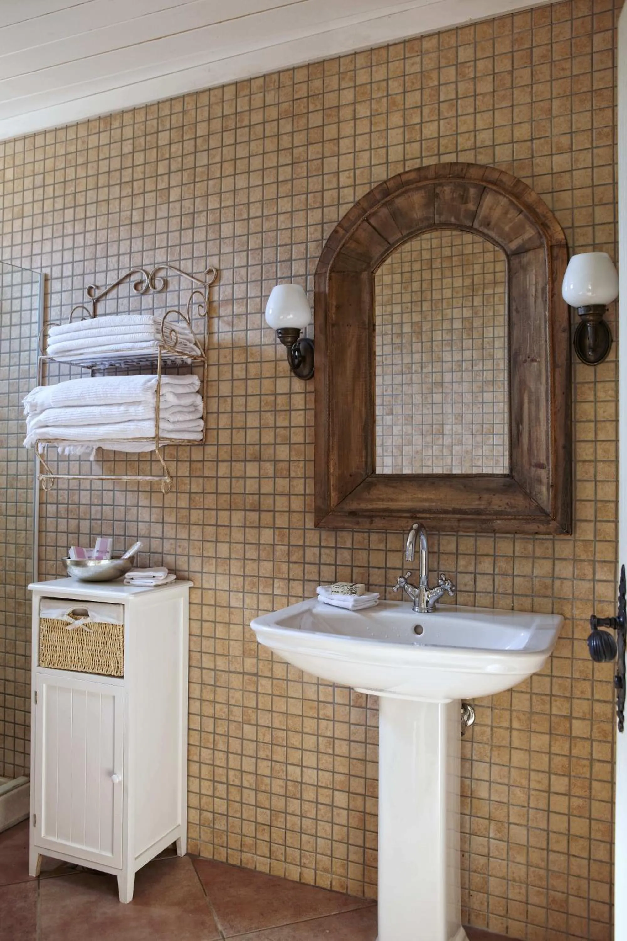 Shower in Gullu Konaklari