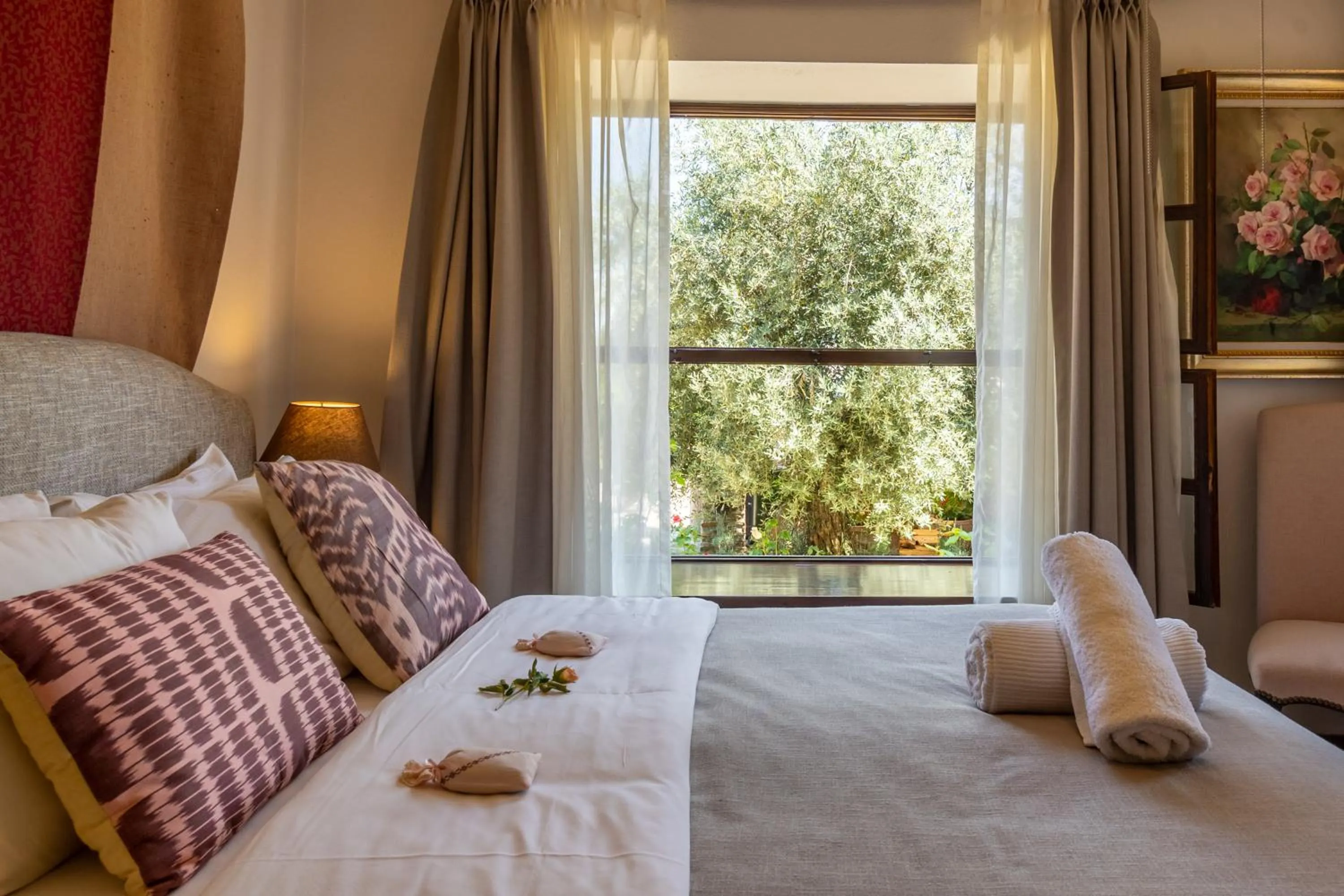 Bed in Gullu Konaklari