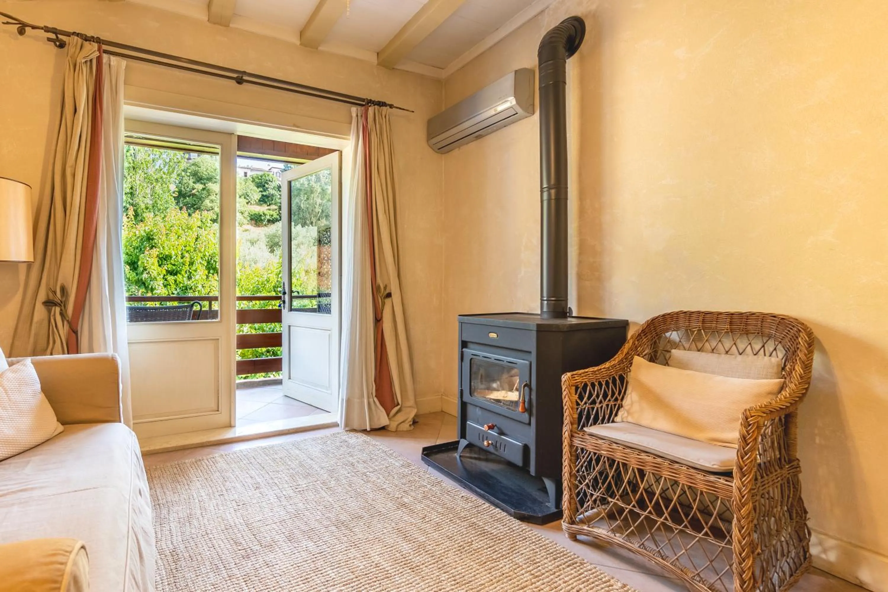 Patio in Gullu Konaklari