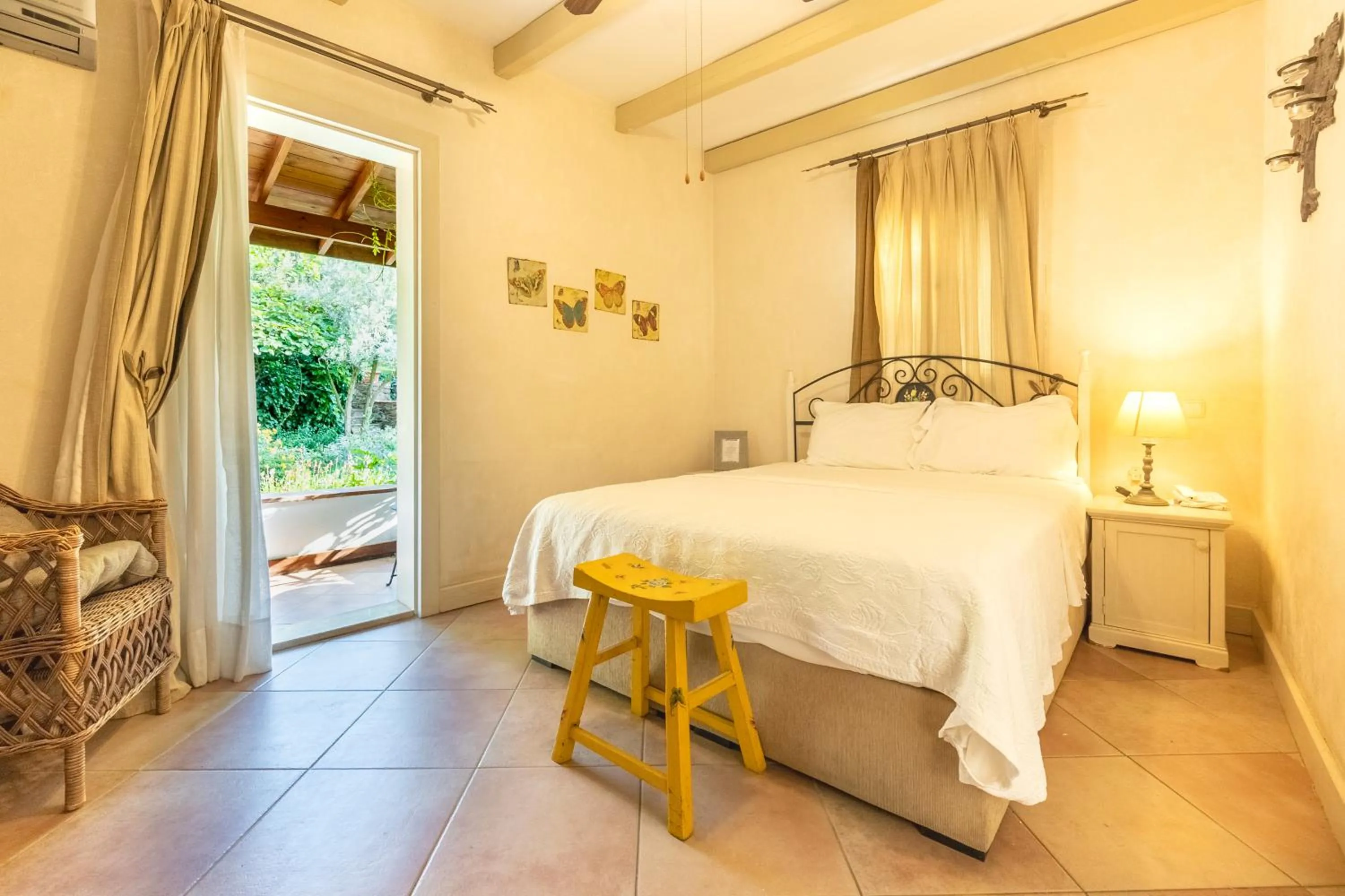 Photo of the whole room, Bed in Gullu Konaklari