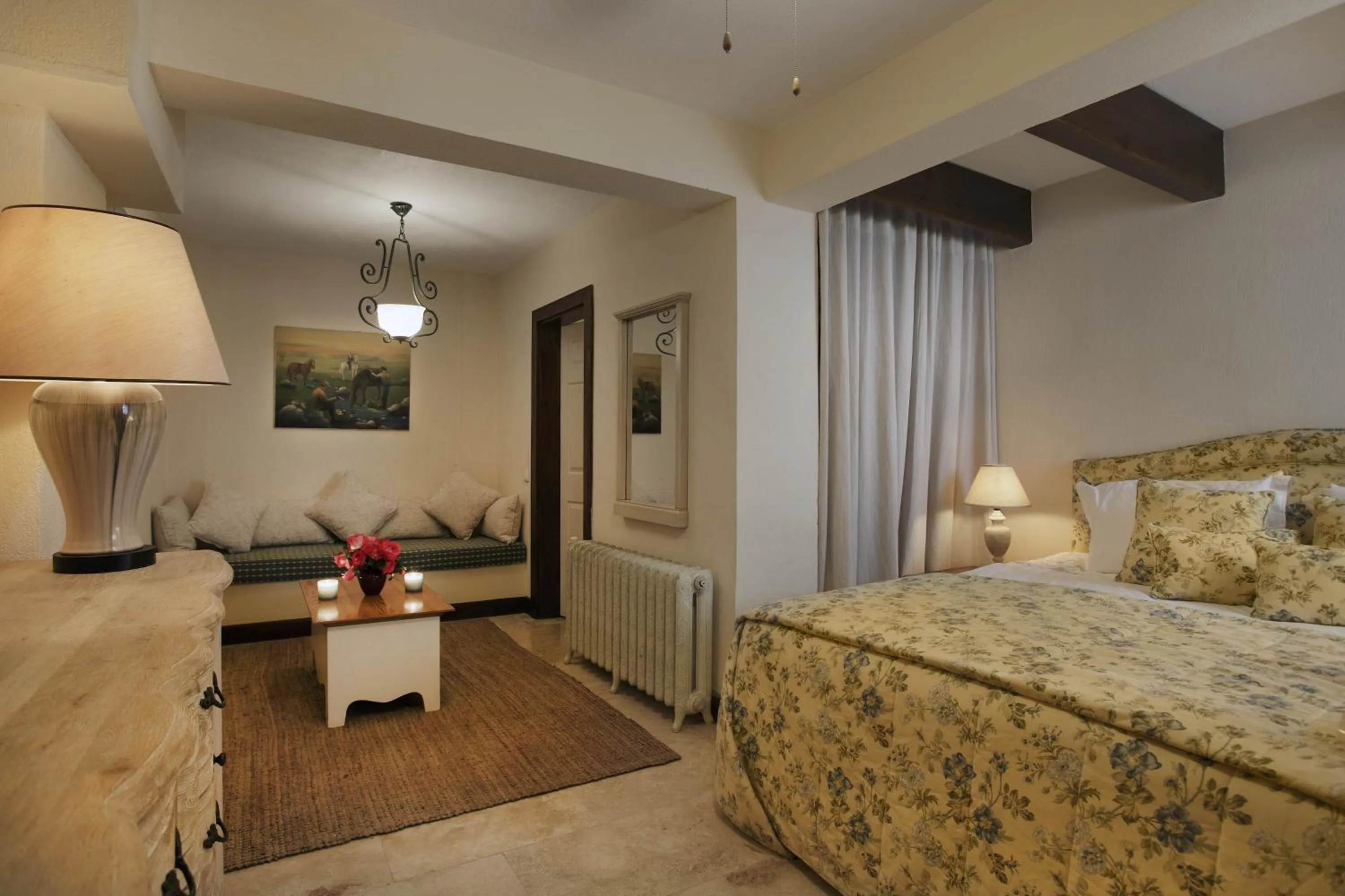 Decorative detail, Bed in Gullu Konaklari